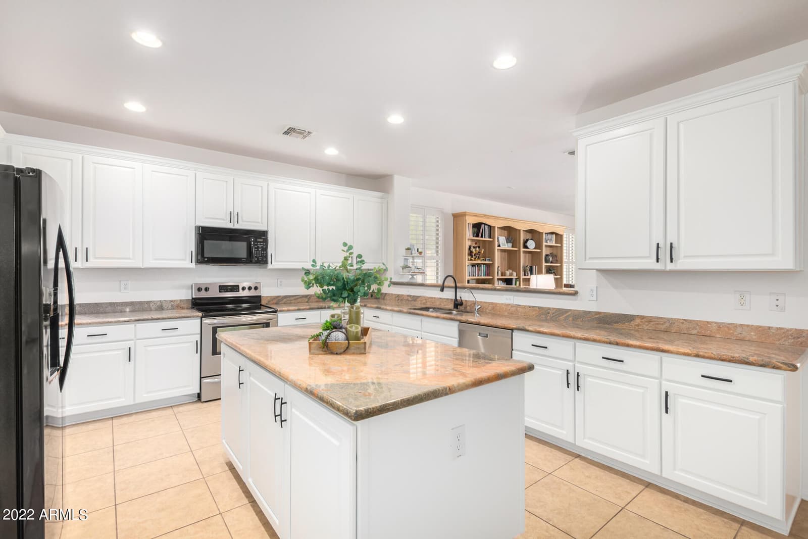 3228 E ANIKA Drive, Gilbert, AZ 85298 — photo 16 of 72