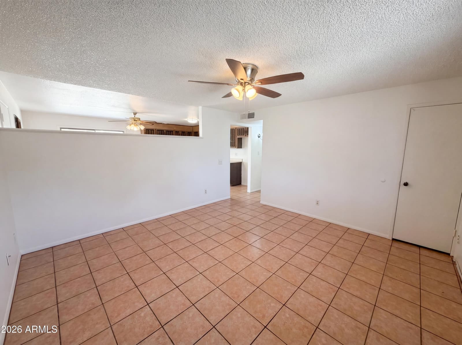 2831 N 70TH Drive, Phoenix, AZ 85035 — photo 6 of 19