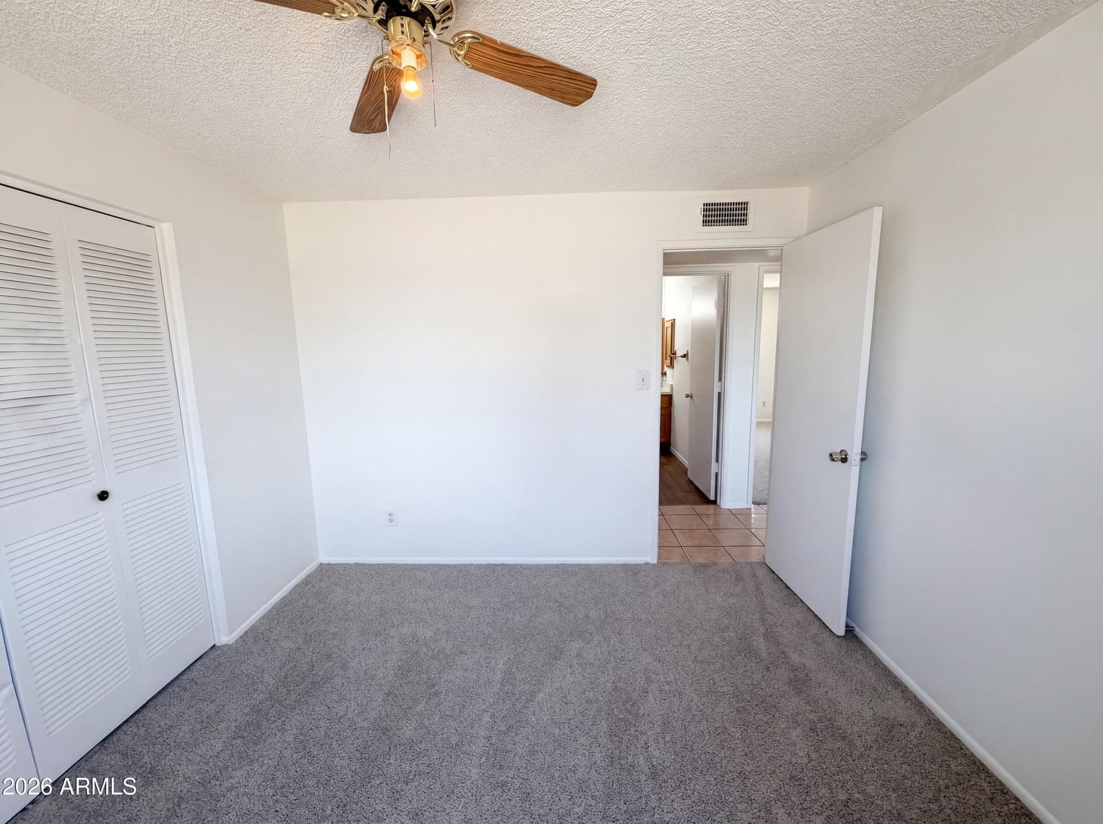 2831 N 70TH Drive, Phoenix, AZ 85035 — photo 9 of 19