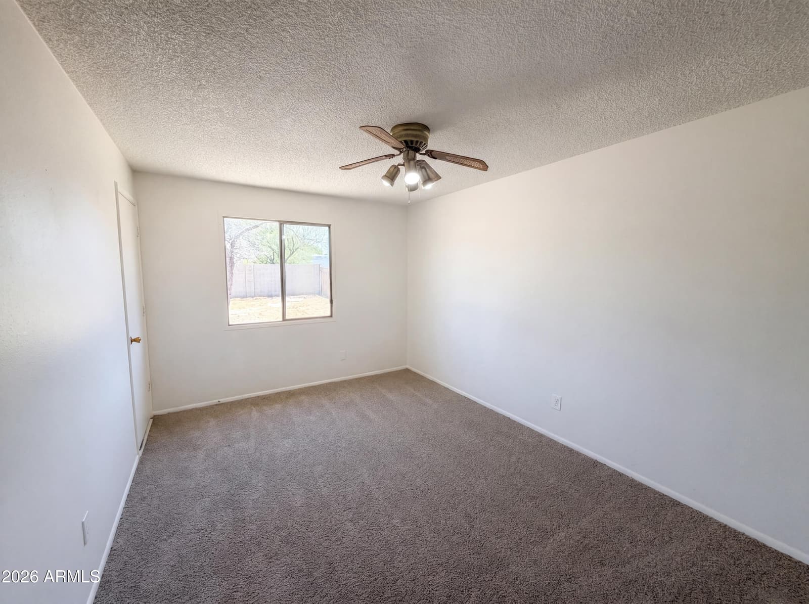 2831 N 70TH Drive, Phoenix, AZ 85035 — photo 12 of 19