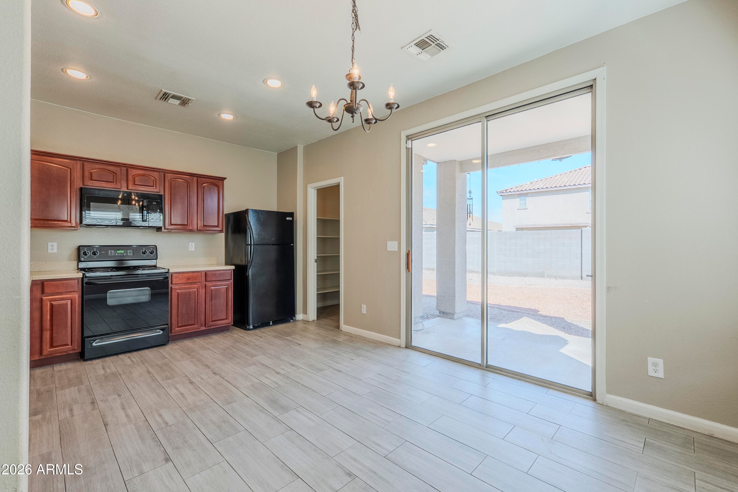 860 E DUST DEVIL Circle, San Tan Valley, AZ 85143 — photo 9 of 28