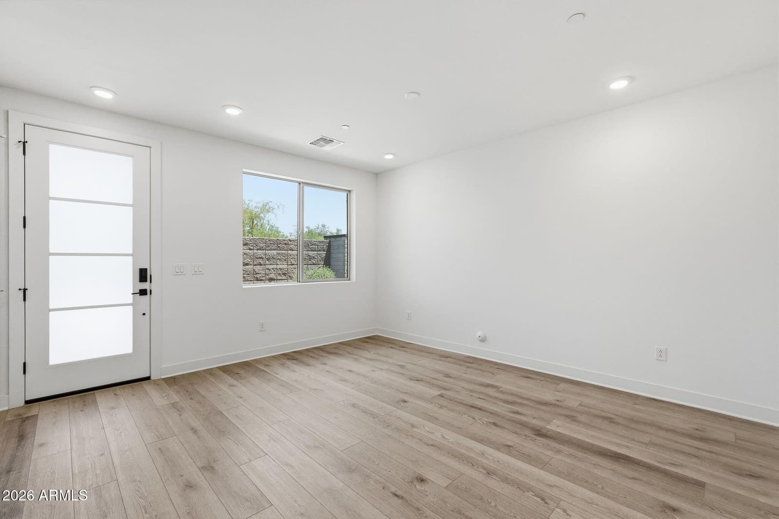 2121 W SONORAN DESERT Drive 159, Phoenix, AZ 85085 — photo 15 of 34