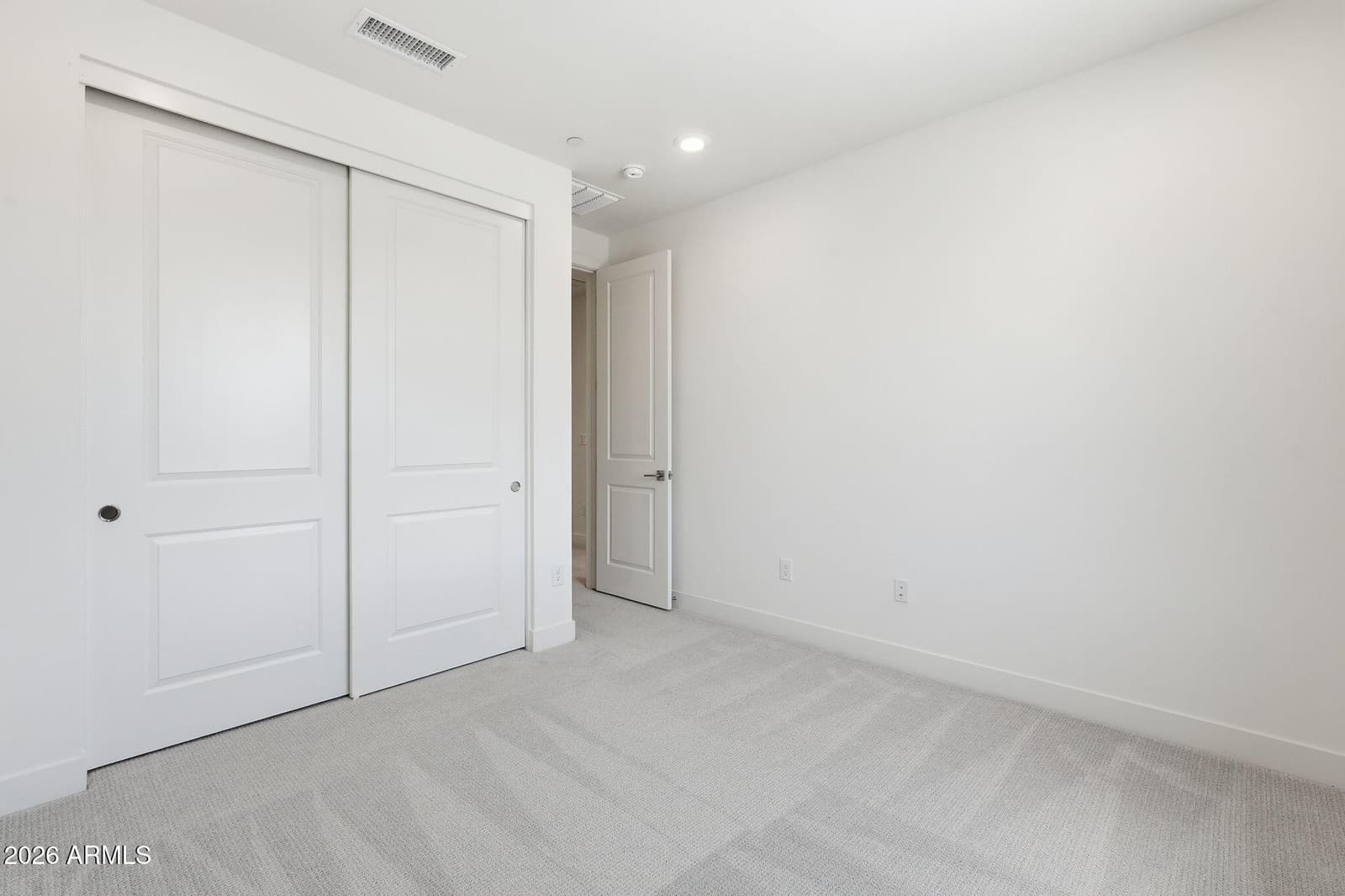2121 W SONORAN DESERT Drive 159, Phoenix, AZ 85085 — photo 22 of 34