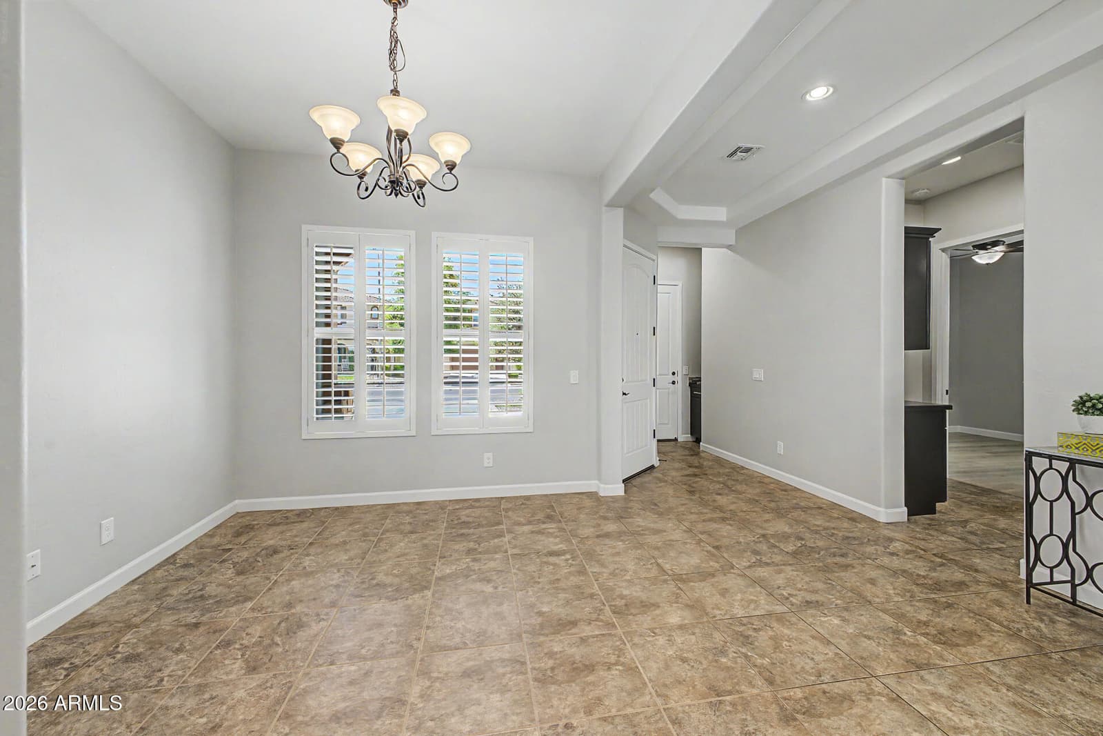 3920 E HORSESHOE Place, Chandler, AZ 85249 — photo 11 of 58