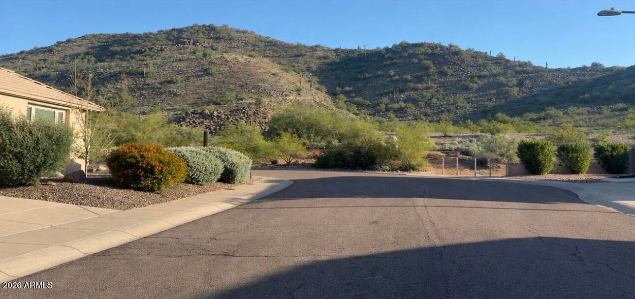 1728 E SAMUEL Drive, Phoenix, AZ 85024 — photo 21 of 25