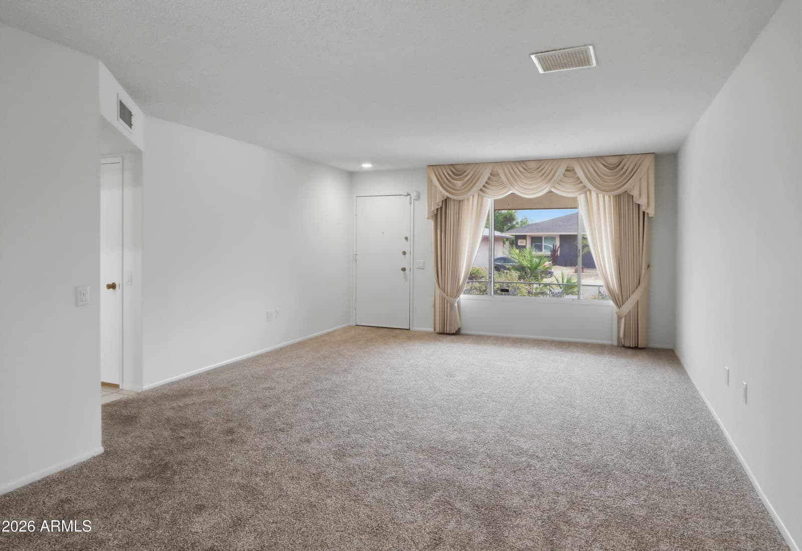 9850 W EMBERWOOD Drive, Sun City, AZ 85351 — photo 9 of 35