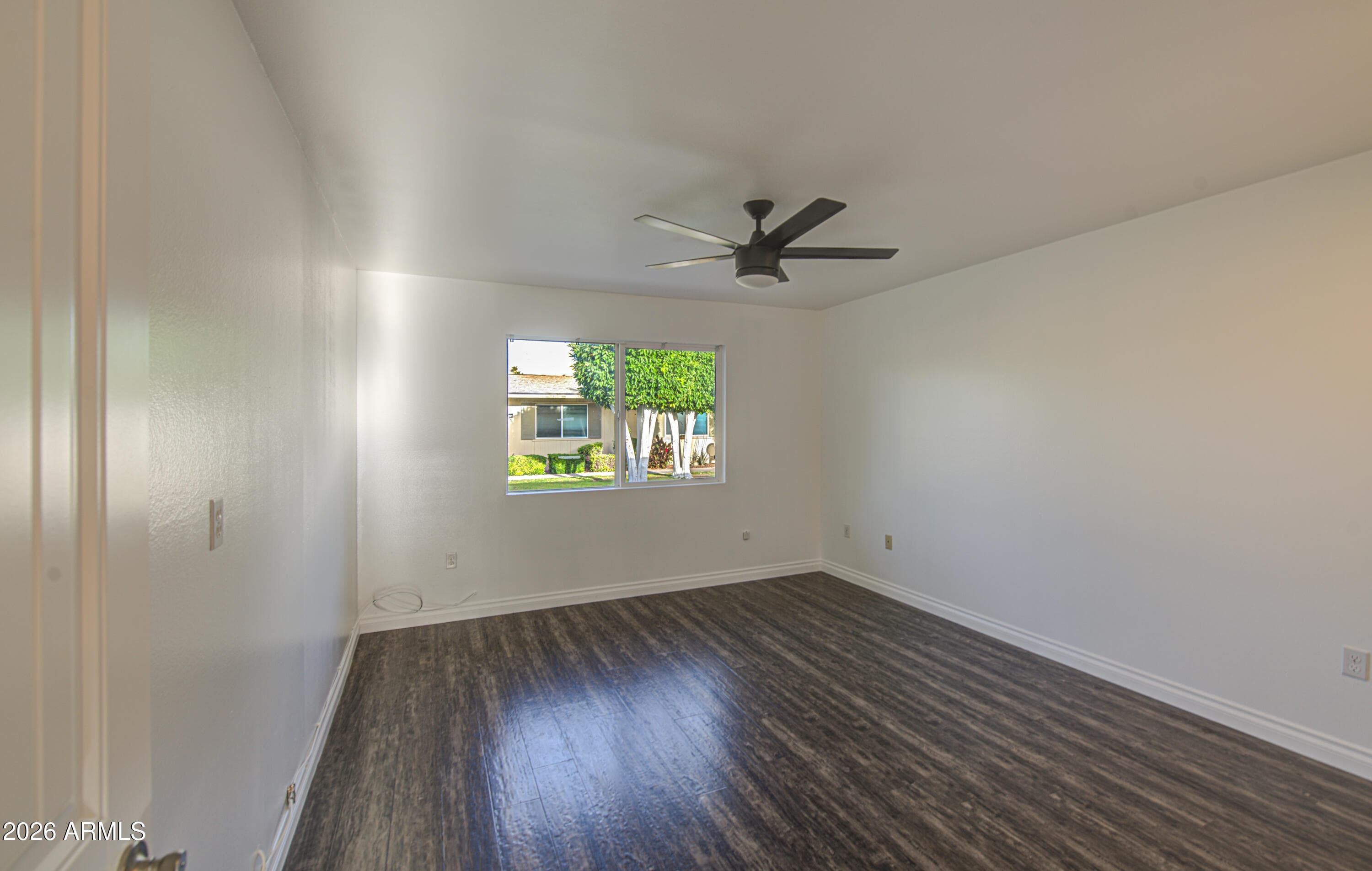10921 W SANTA FE Drive, Sun City, AZ 85351 — photo 5 of 38