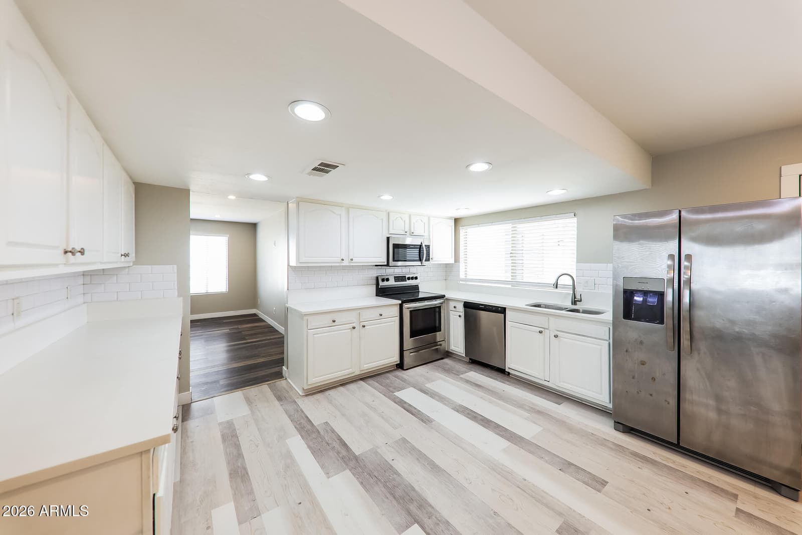 10215 N 35th Drive, Phoenix, AZ 85051 — photo 2 of 21