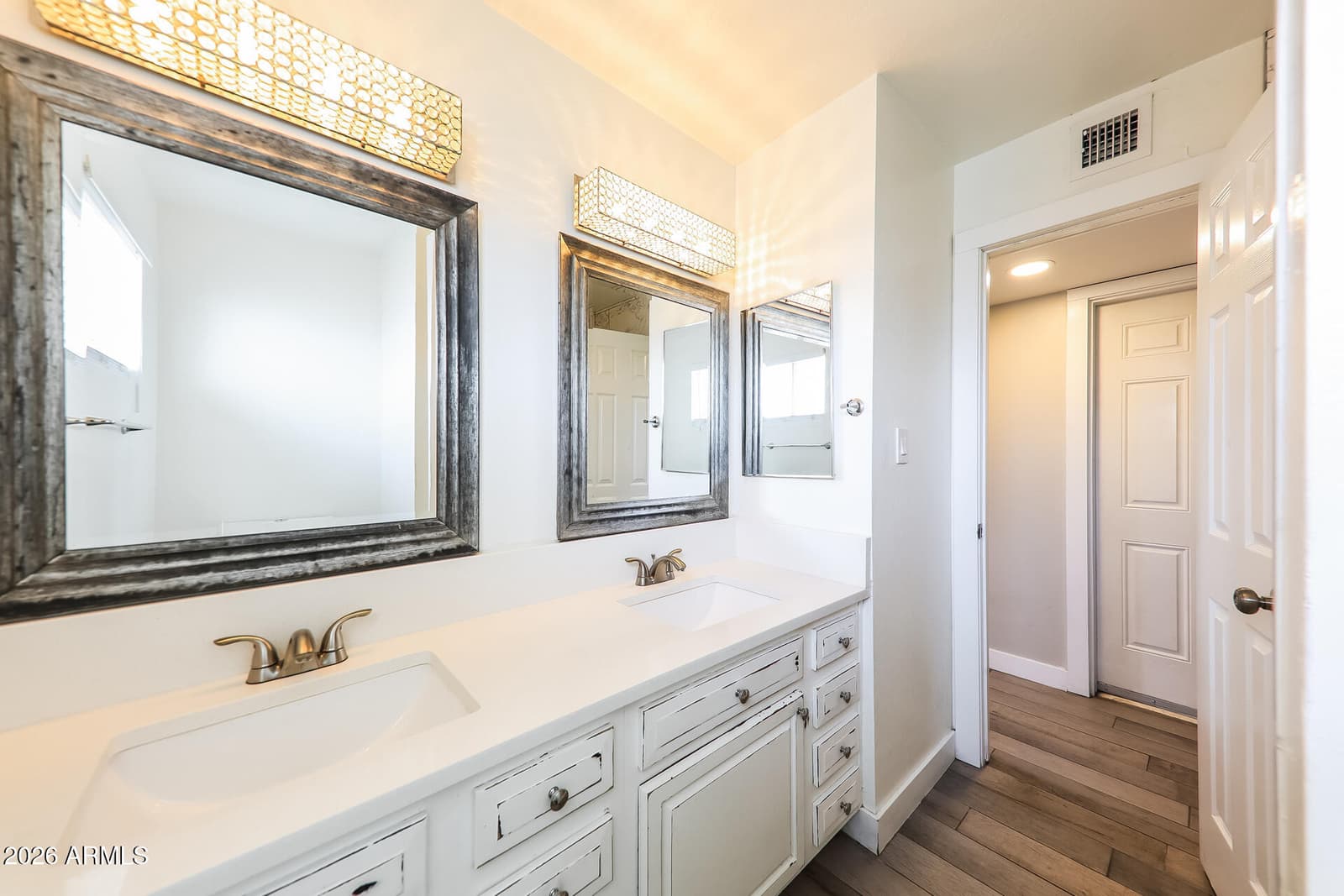 10215 N 35th Drive, Phoenix, AZ 85051 — photo 13 of 21