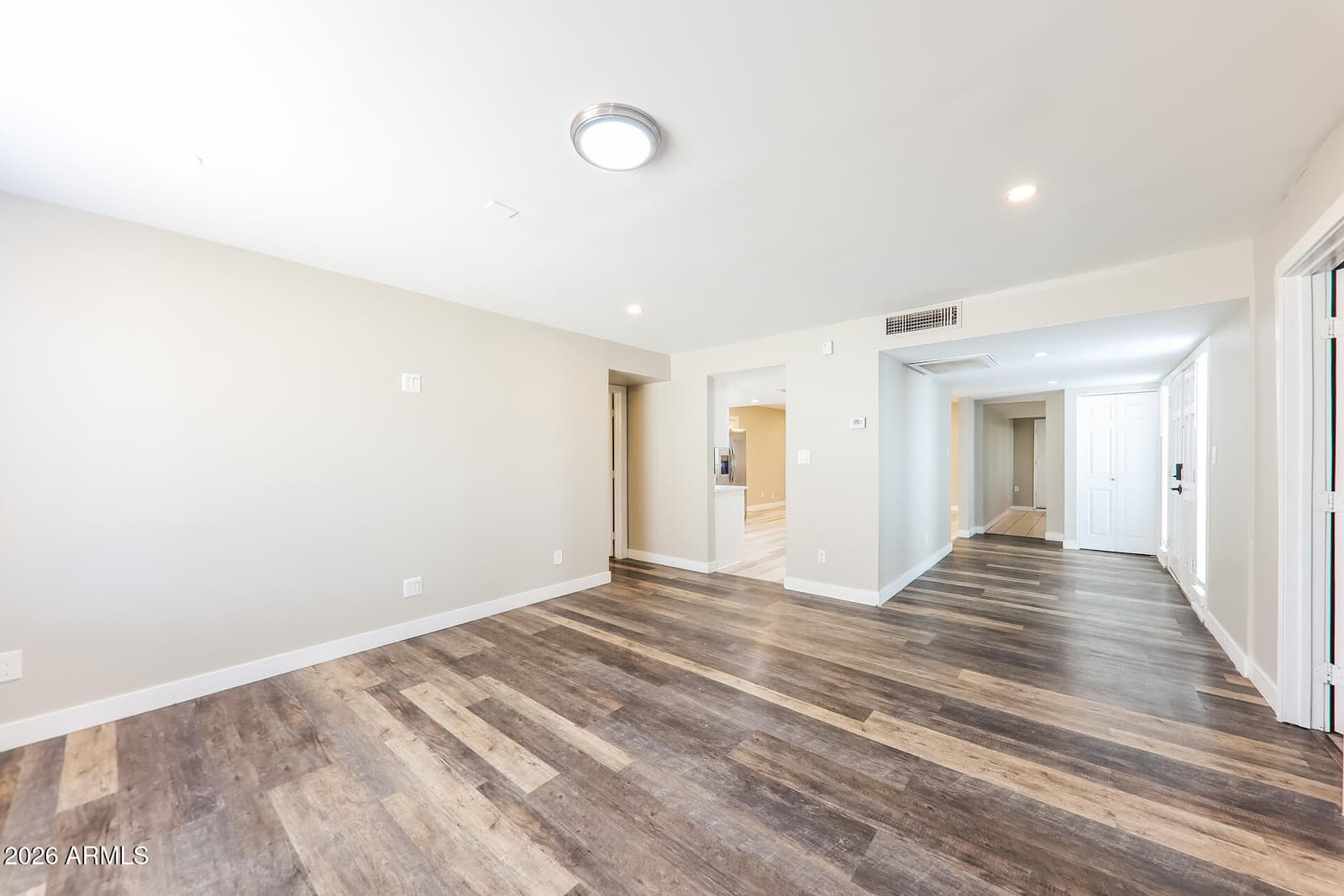 10215 N 35th Drive, Phoenix, AZ 85051 — photo 14 of 21