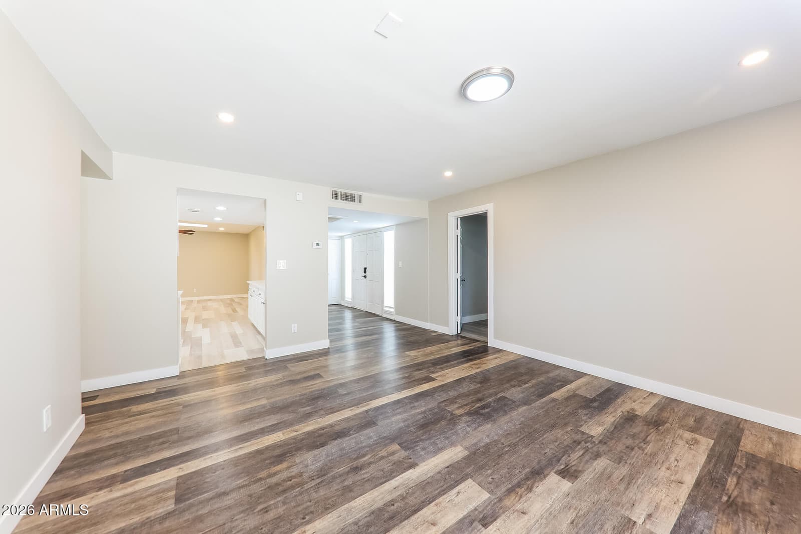 10215 N 35th Drive, Phoenix, AZ 85051 — photo 15 of 21