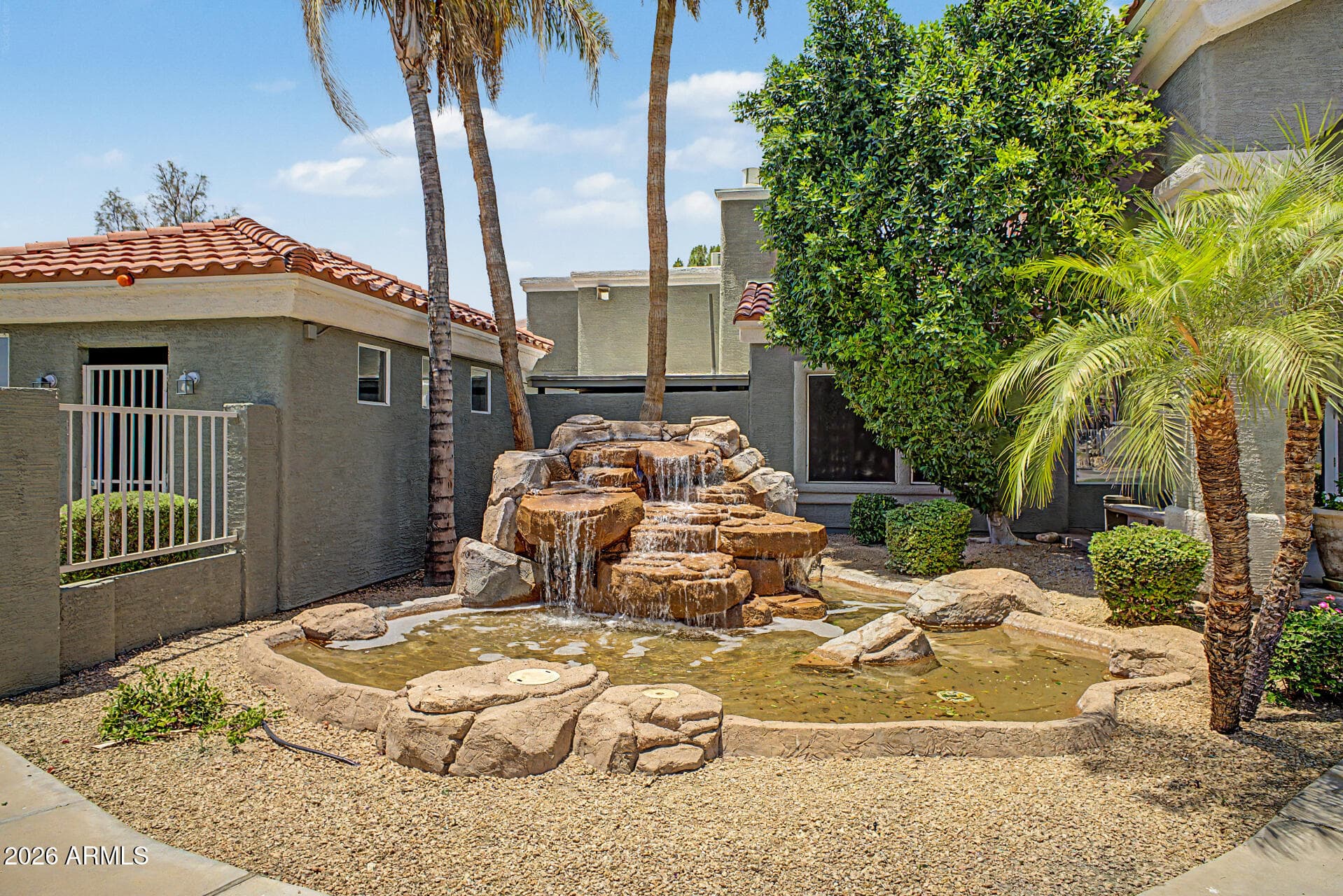 2929 W Yorkshire Drive 2124, Phoenix, AZ 85027 — photo 30 of 33