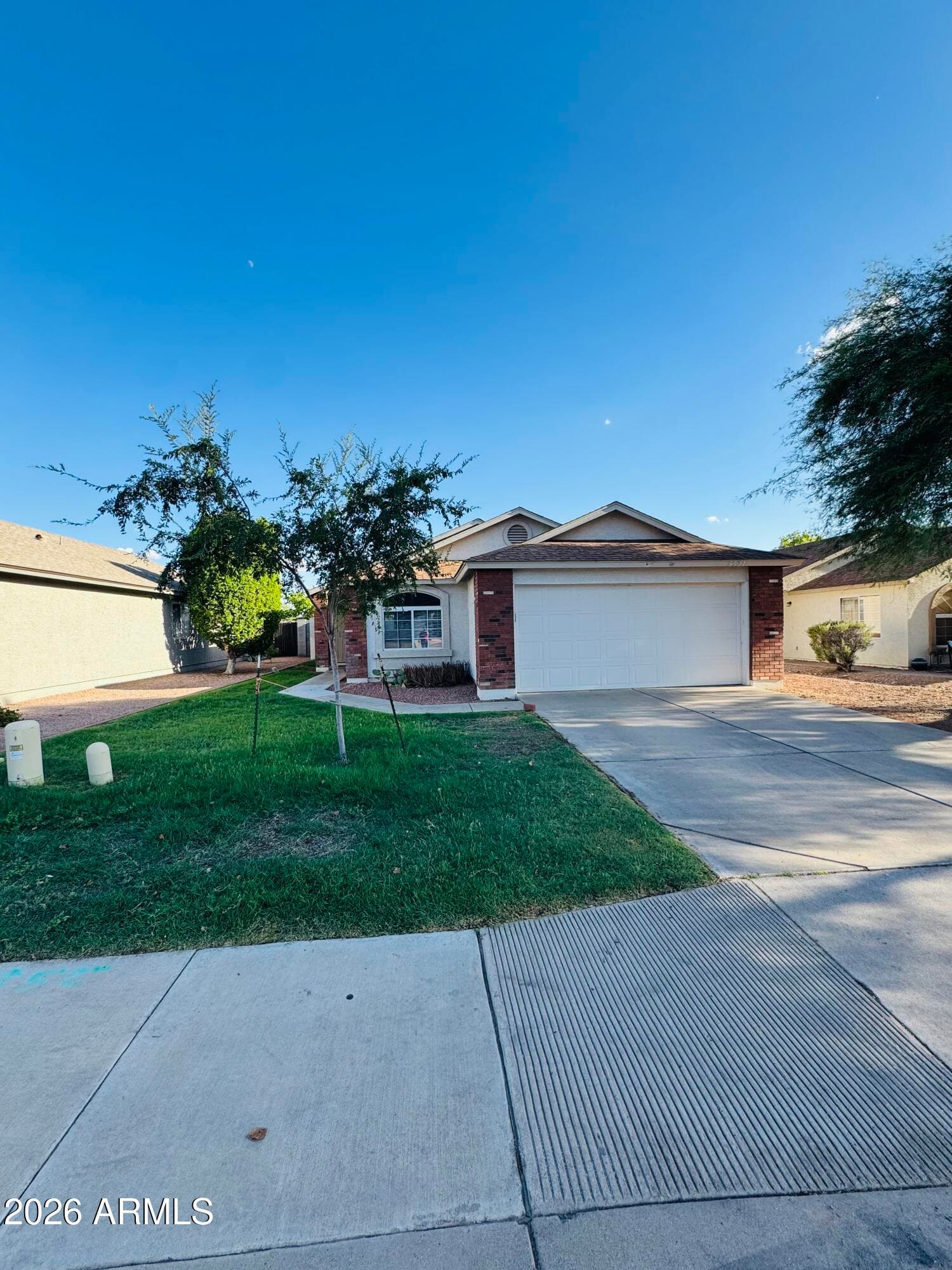 8521 E CLOVIS Avenue, Mesa, AZ 85208 — photo 4 of 32