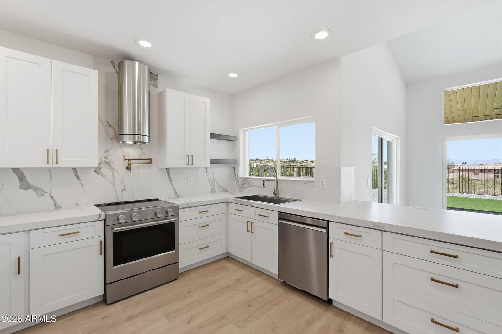 15520 E Sunburst Drive, Fountain Hills, AZ 85268 — photo 9 of 131