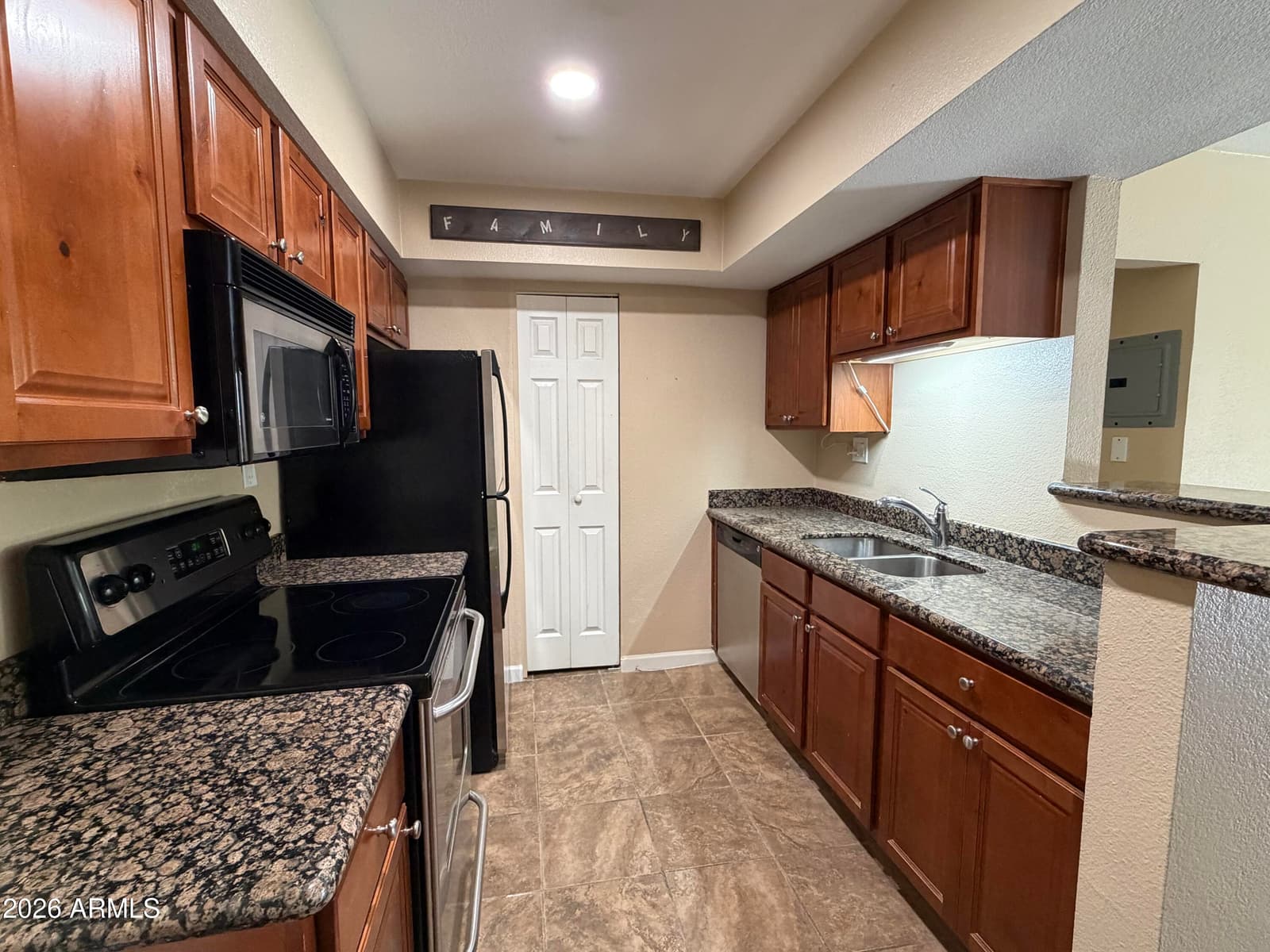 5877 N GRANITE REEF Road 1151, Scottsdale, AZ 85250 — photo 4 of 25