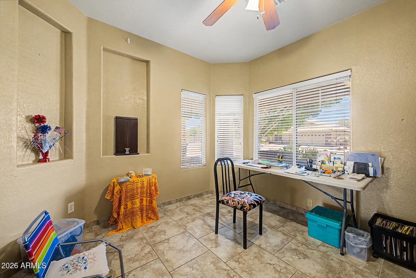 8118 W HARMONY Lane, Peoria, AZ 85382 — photo 12 of 33