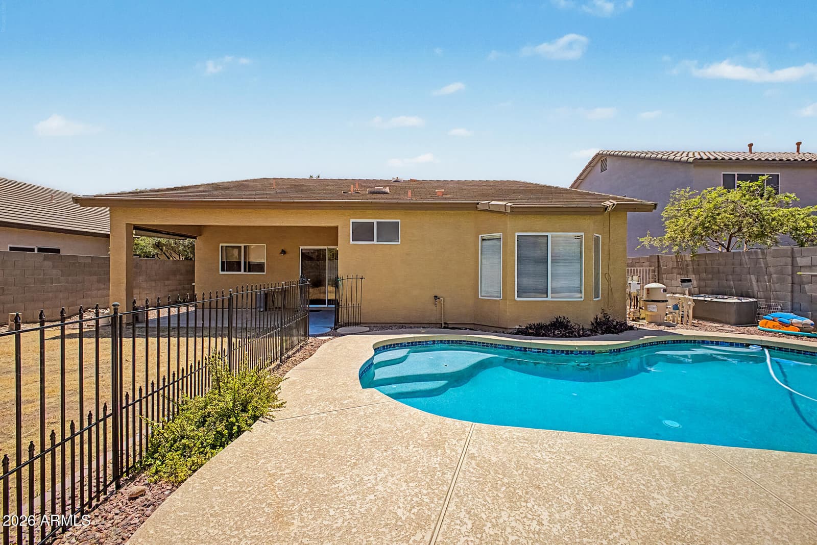 8118 W HARMONY Lane, Peoria, AZ 85382 — photo 31 of 33