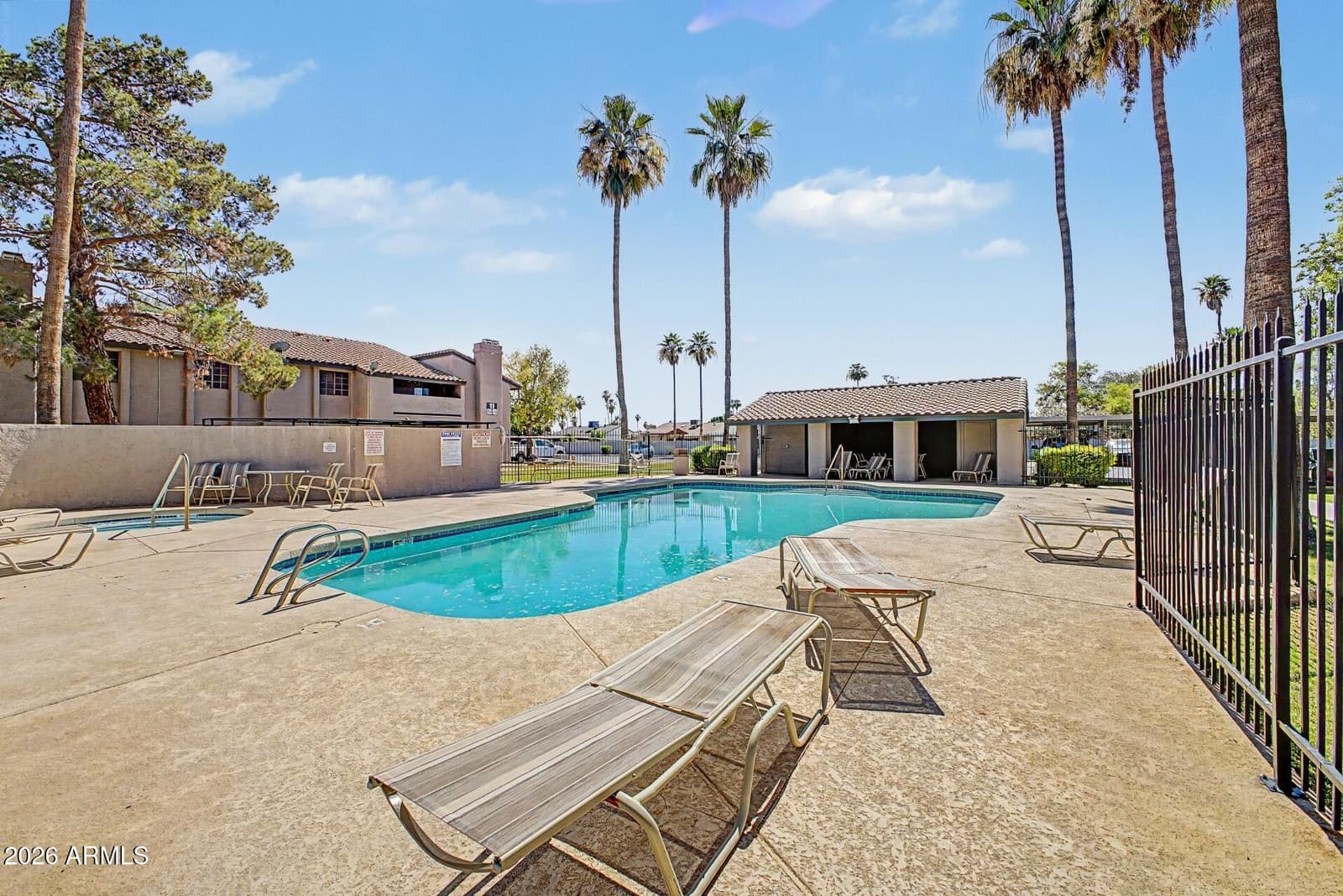 533 W GUADALUPE Road 1104, Mesa, AZ 85210 — photo 11 of 20