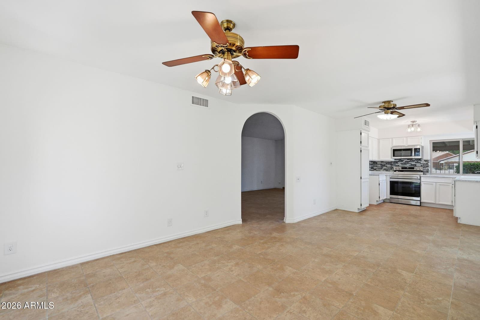 1534 E SOUTHSHORE Drive, Tempe, AZ 85283 — photo 10 of 31