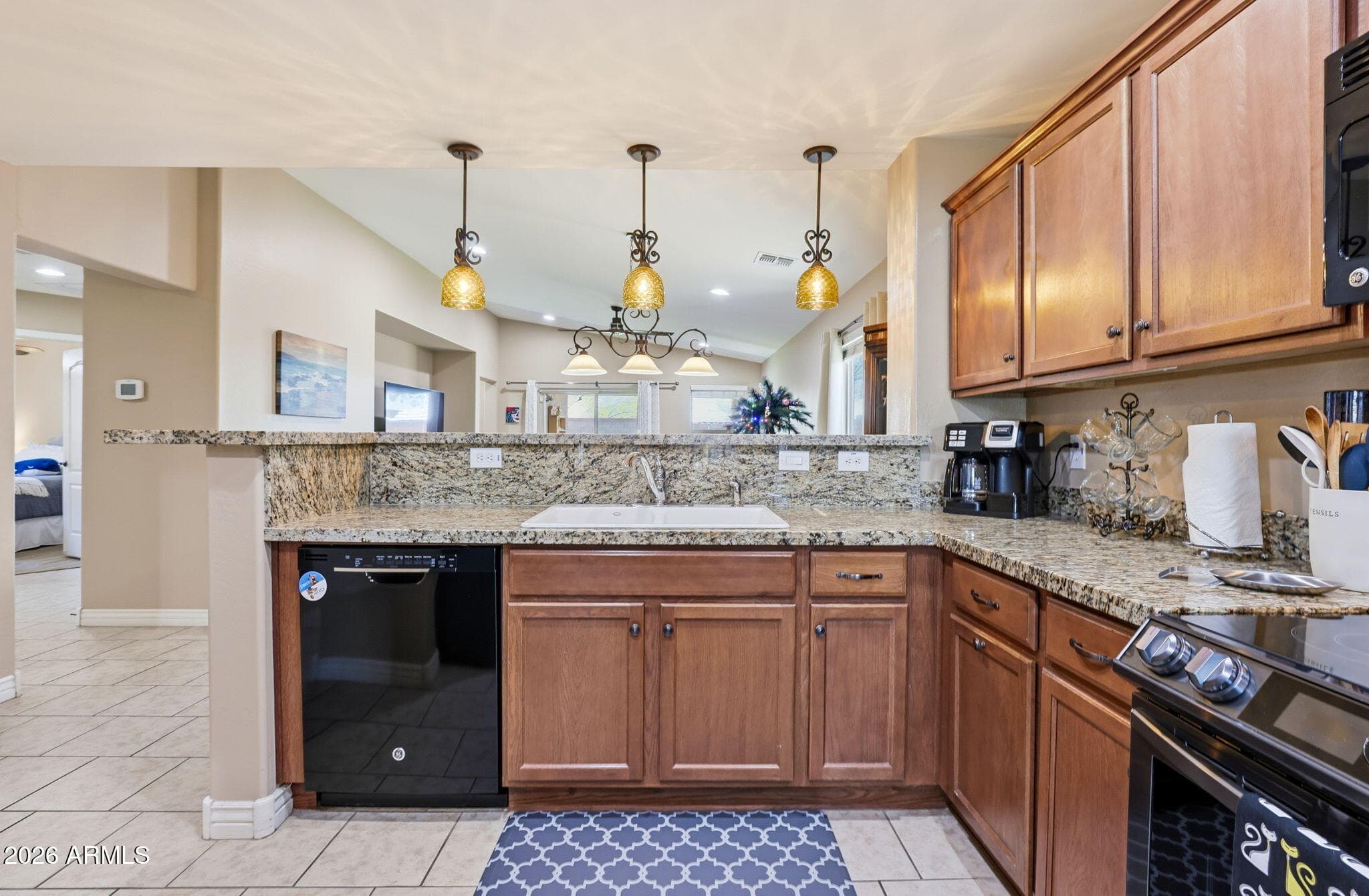 2215 E HAZELTINE Way, Gilbert, AZ 85298 — photo 20 of 83