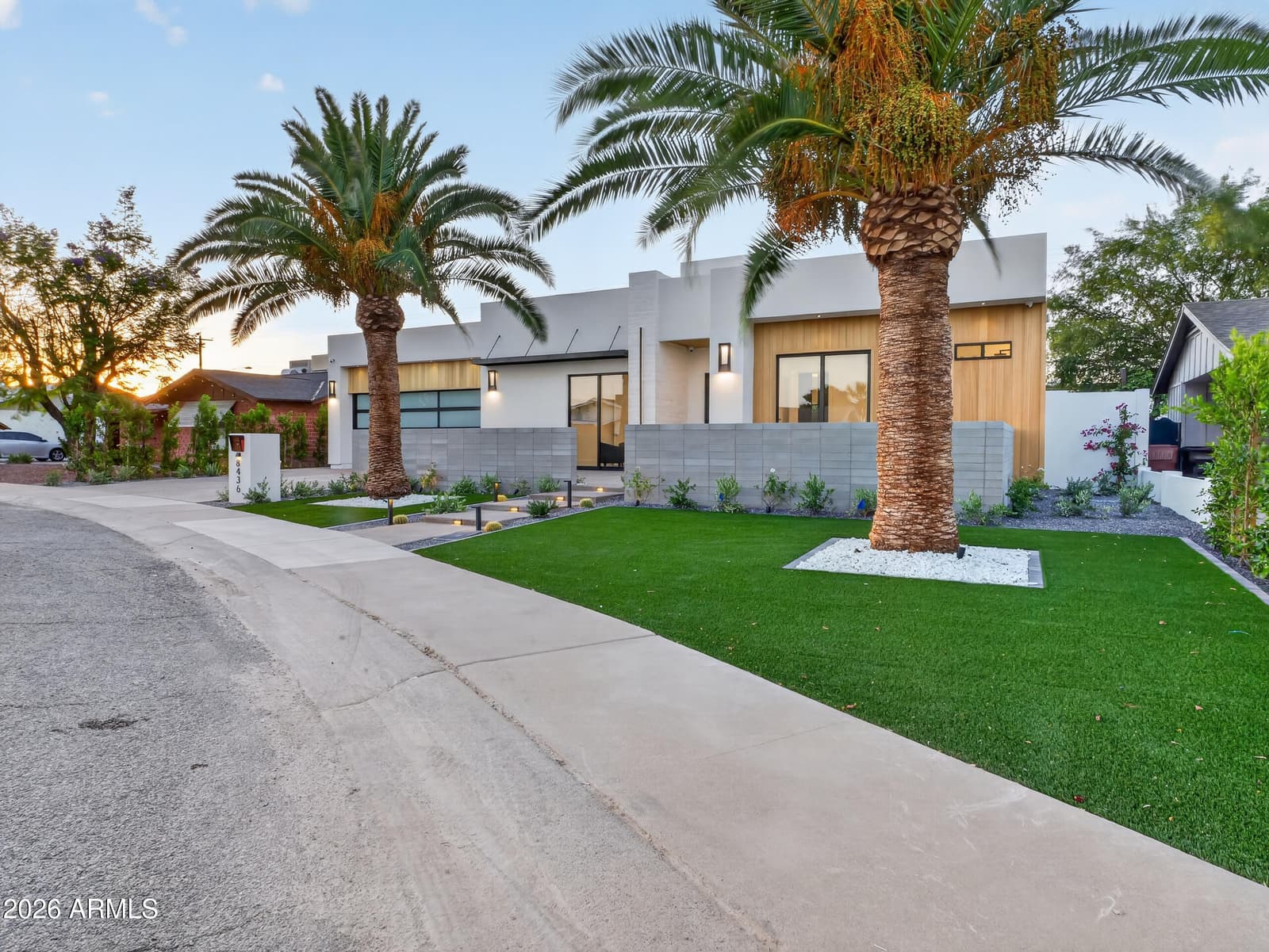 8436 E Rosewood Lane, Scottsdale, AZ 85251 — photo 4 of 77
