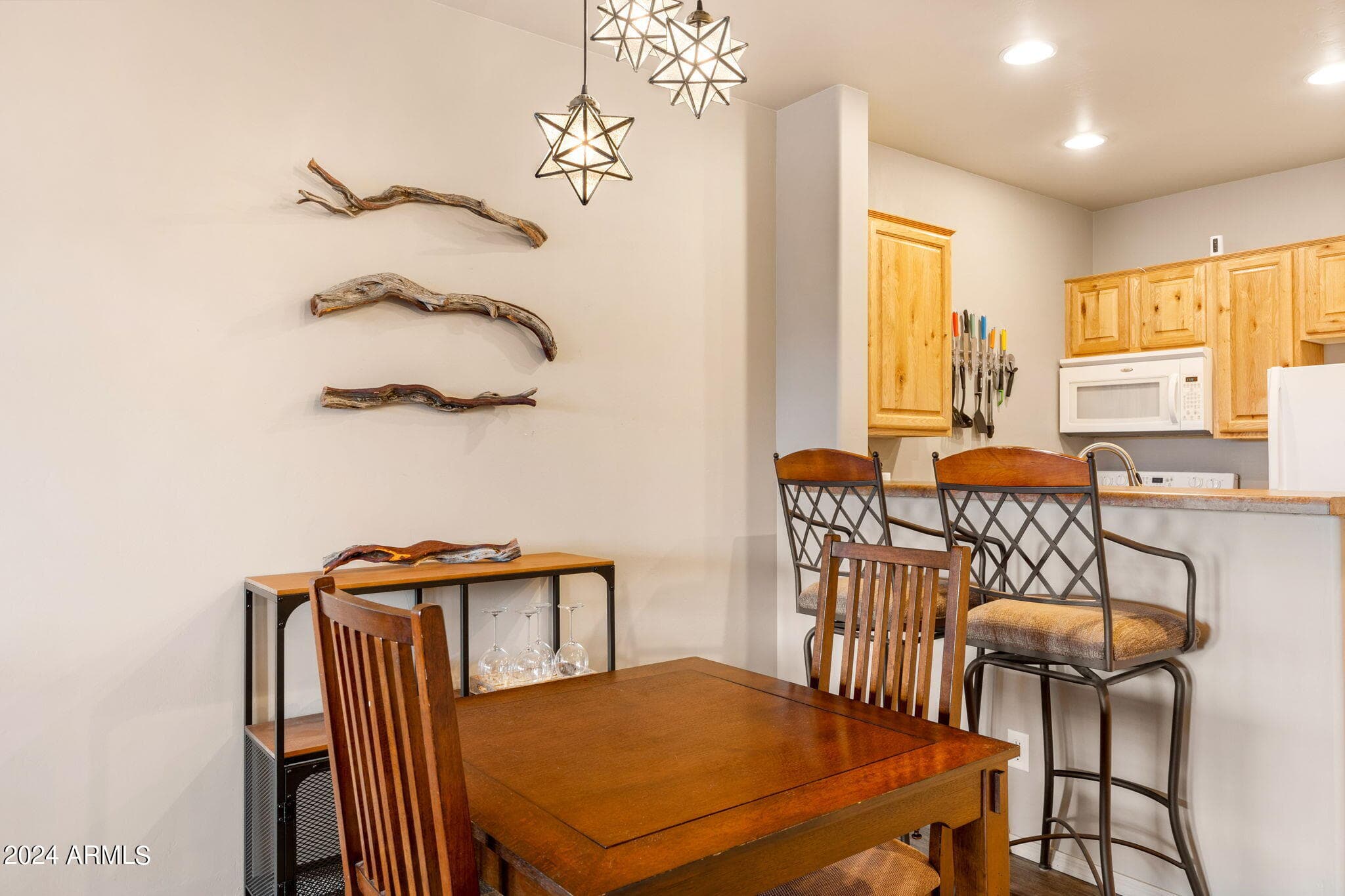 2409 QUARTER HORSE Trail 227, Overgaard, AZ 85933 — photo 7 of 45
