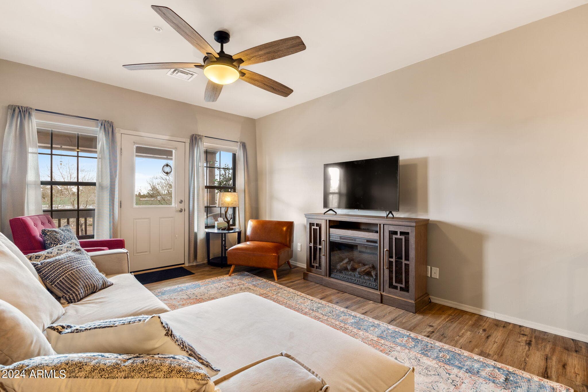 2409 QUARTER HORSE Trail 227, Overgaard, AZ 85933 — photo 10 of 45