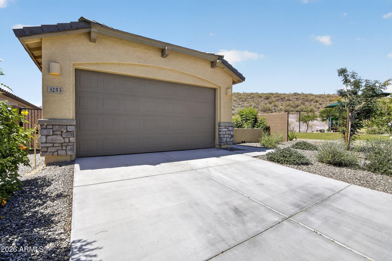 3253 W JUNIPER CANYON Drive, Phoenix, AZ 85083 — photo 2 of 37