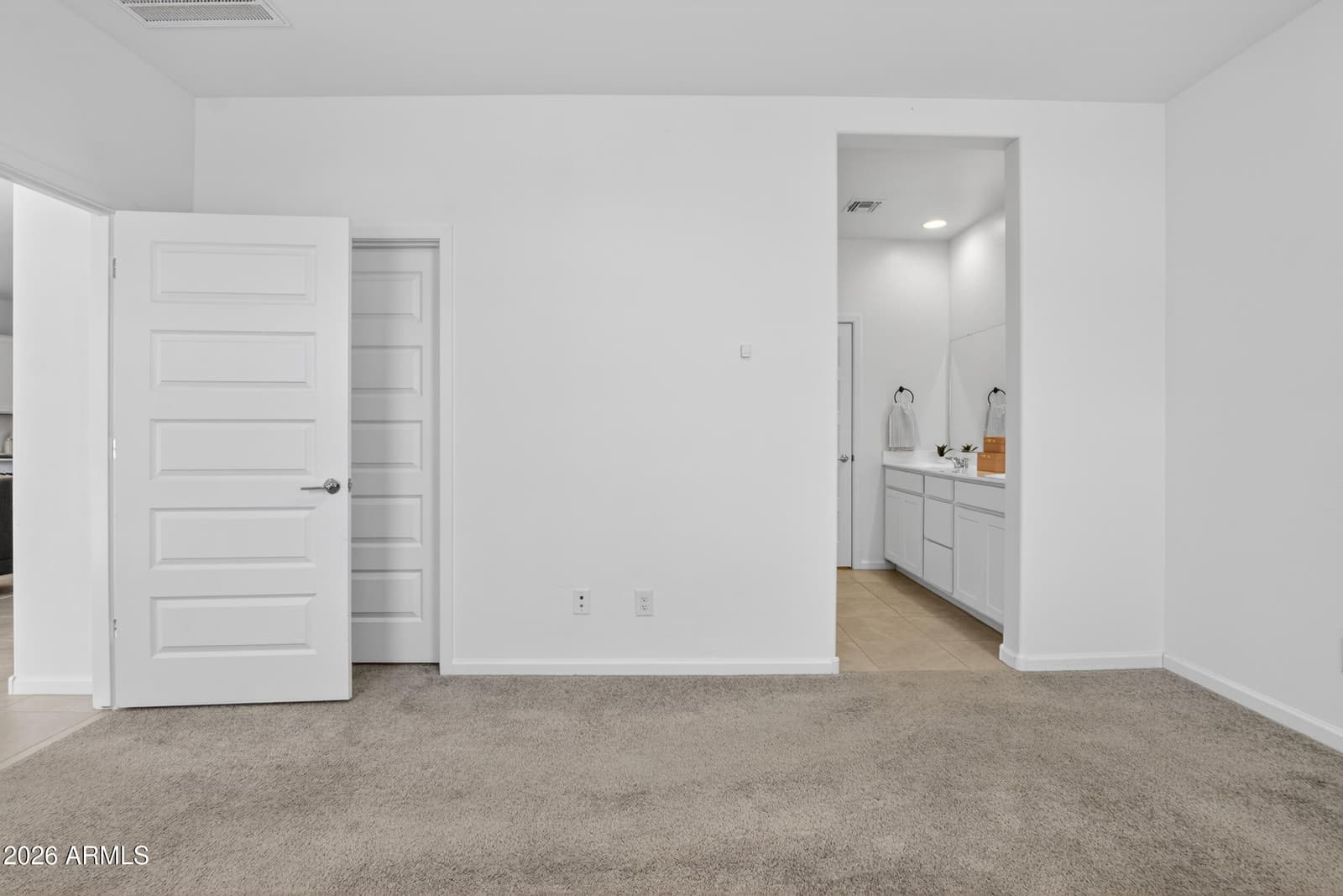 3253 W JUNIPER CANYON Drive, Phoenix, AZ 85083 — photo 17 of 37