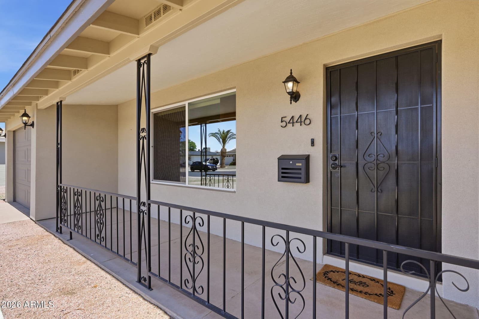 5446 E Dallas Street, Mesa, AZ 85205 — photo 4 of 37