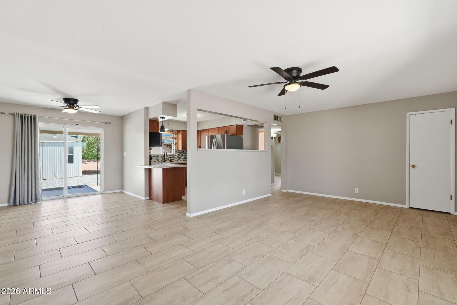 5446 E Dallas Street, Mesa, AZ 85205 — photo 8 of 37