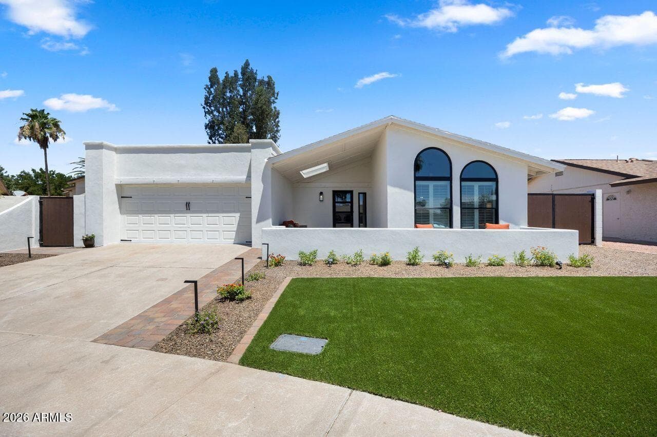 8604 E San Ardo Drive, Scottsdale, AZ 85258 — photo 2 of 40