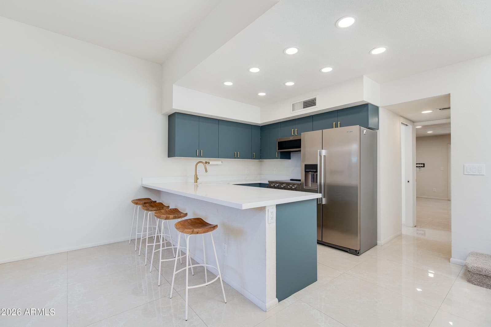 4540 N 44TH Street 27, Phoenix, AZ 85018 — photo 4 of 34