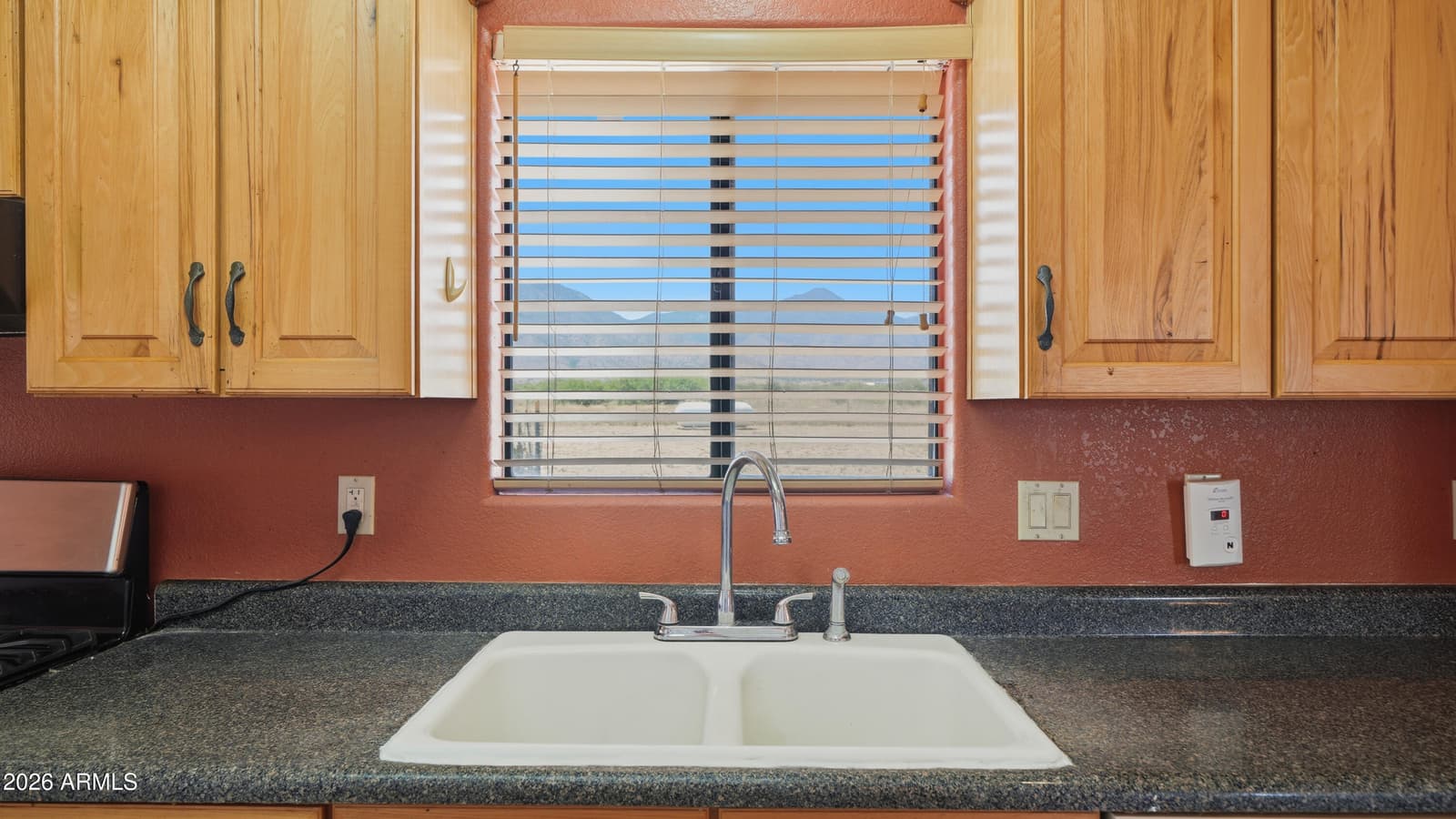 8011 E CHUKAR VALLEY Drive, Hereford, AZ 85615 — photo 7 of 27