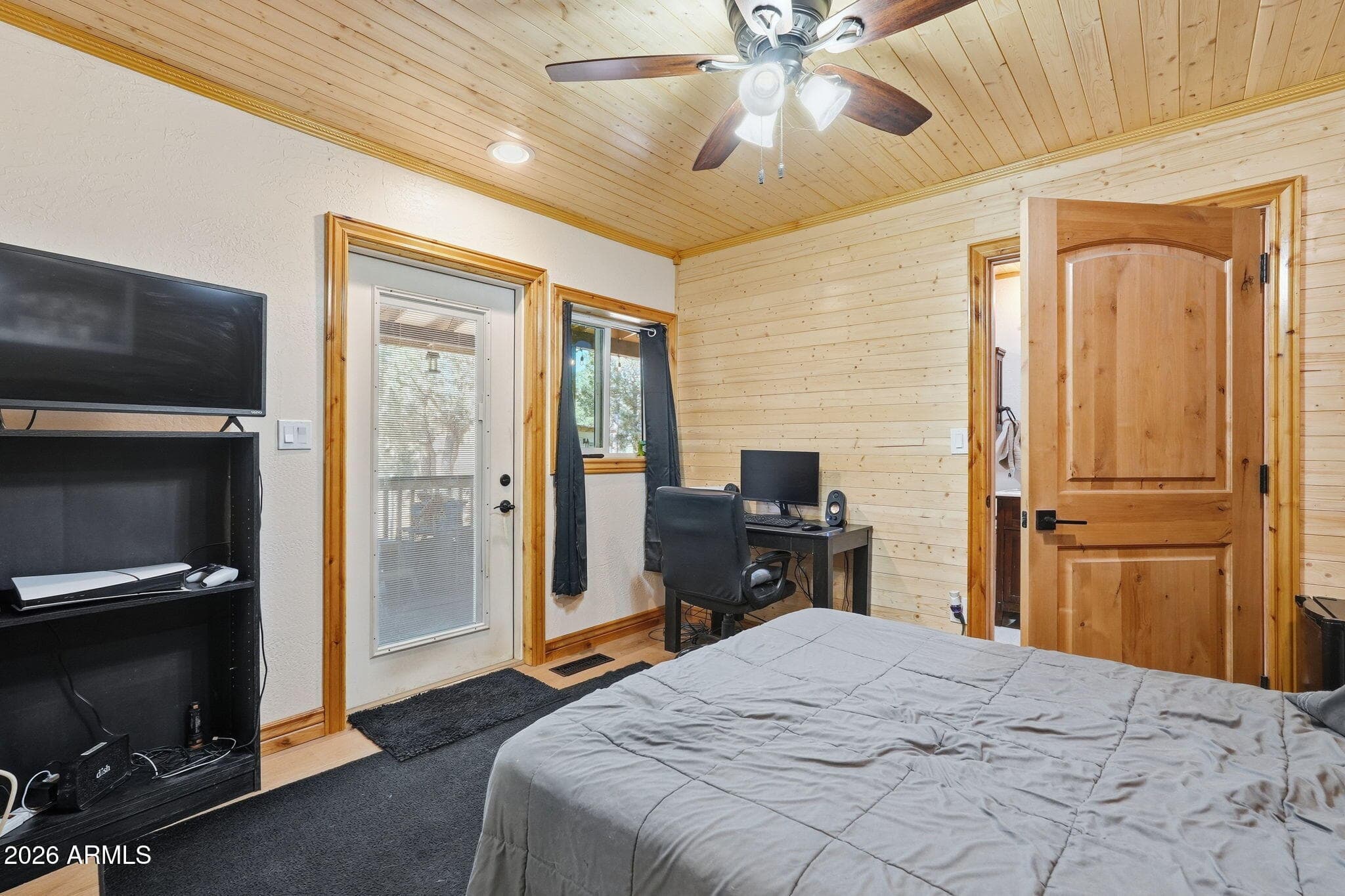 2060 GILBERT Lane, Overgaard, AZ 85933 — photo 44 of 87