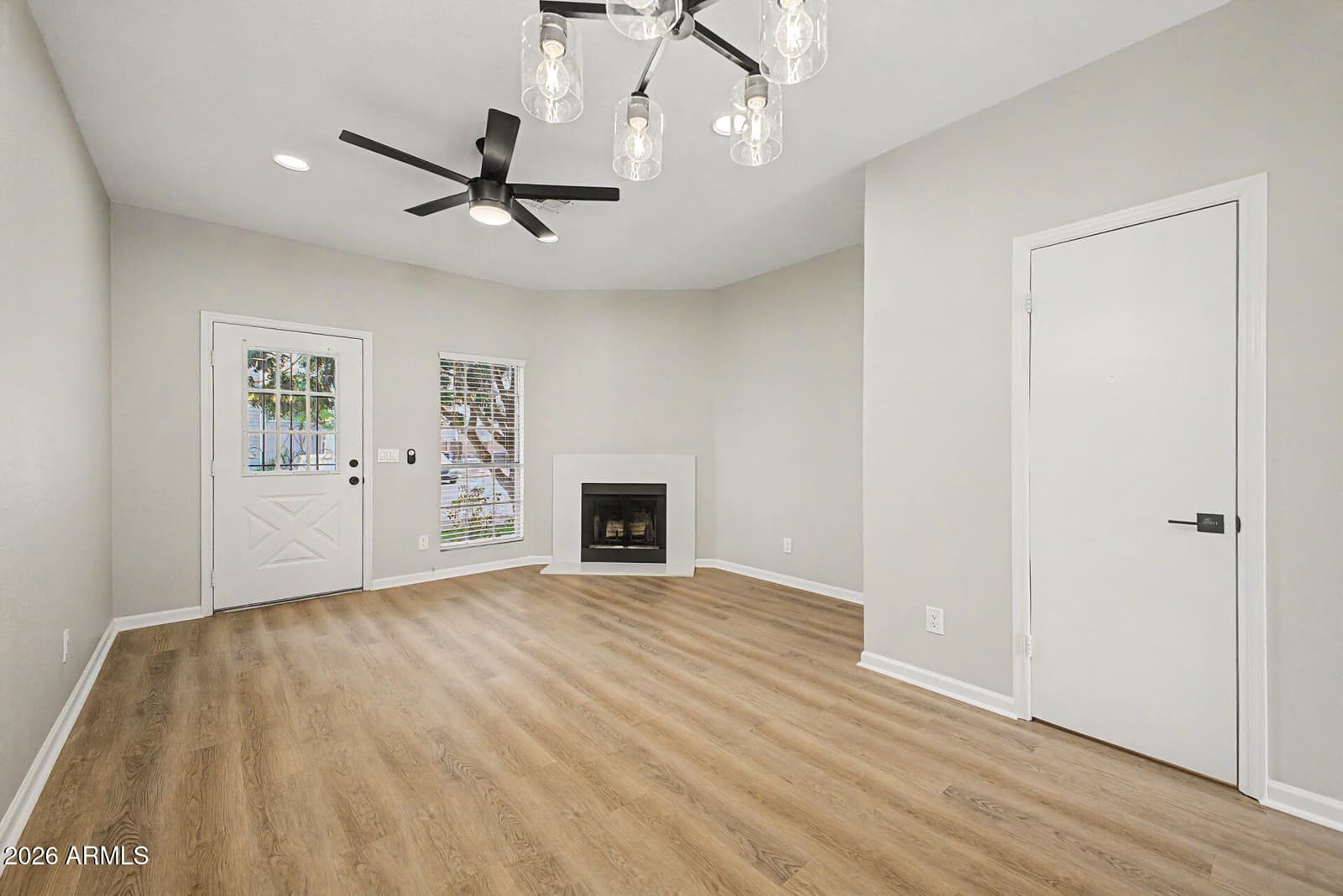 1601 N SABA Street 239, Chandler, AZ 85225 — photo 4 of 26
