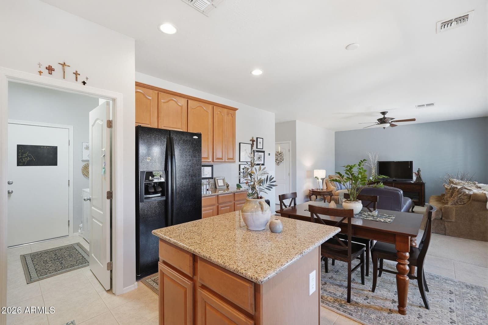 956 E CANYON ROCK Road, San Tan Valley, AZ 85143 — photo 12 of 54