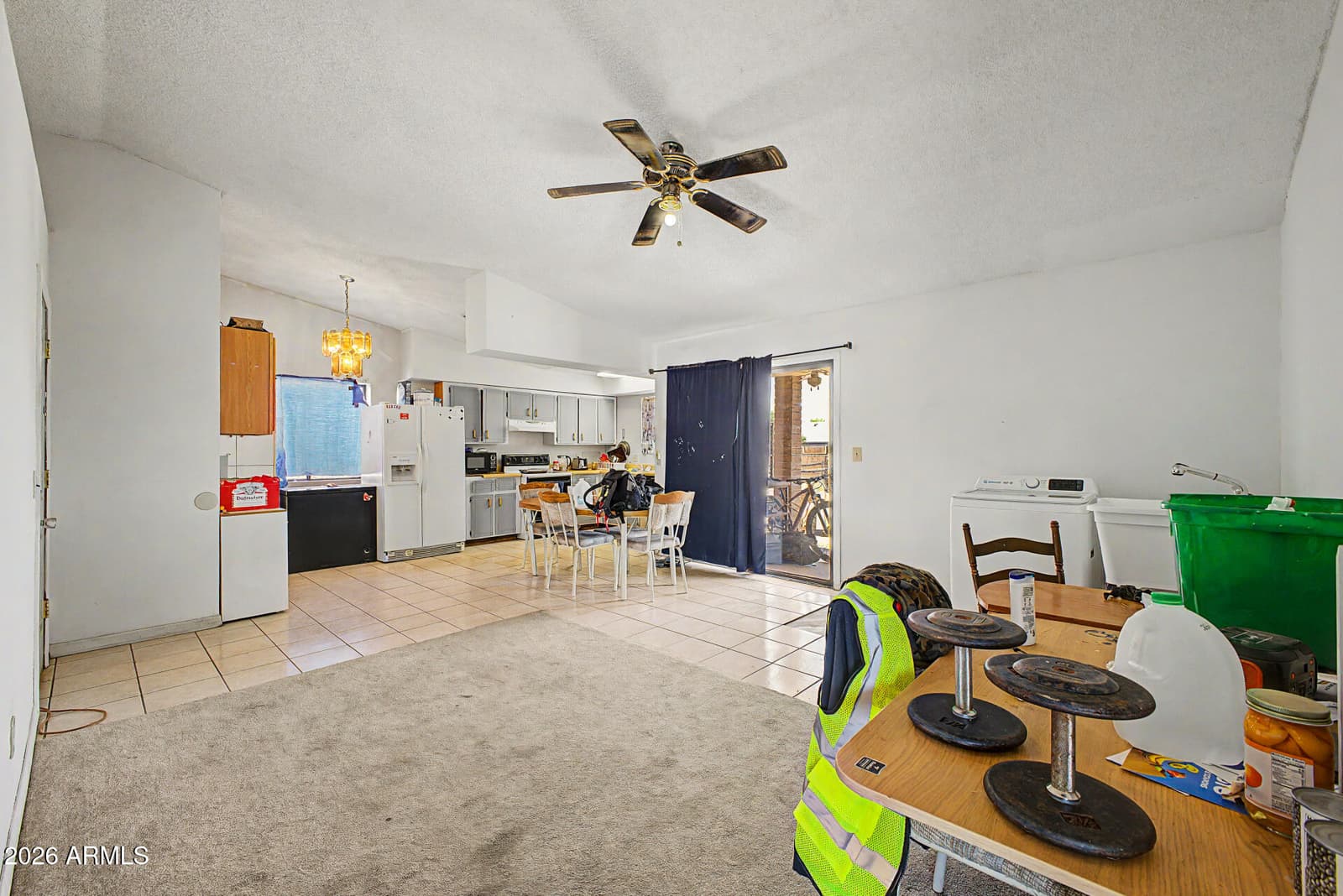 547 E Quail Avenue, Apache Junction, AZ 85119 — photo 8 of 28