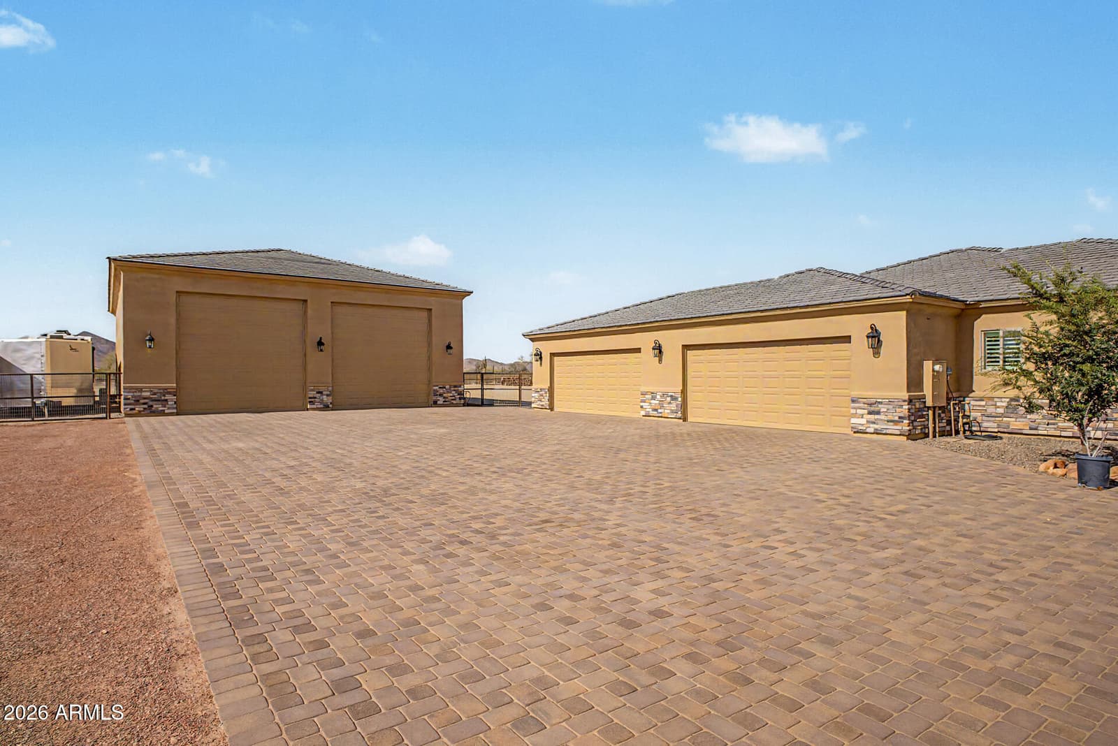 15620 W DUANE Lane, Surprise, AZ 85387 — photo 8 of 74