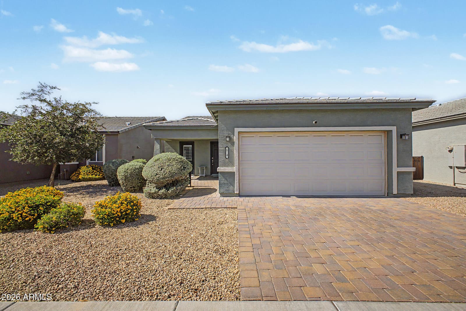 524 W HARWELL Road, Phoenix, AZ 85041