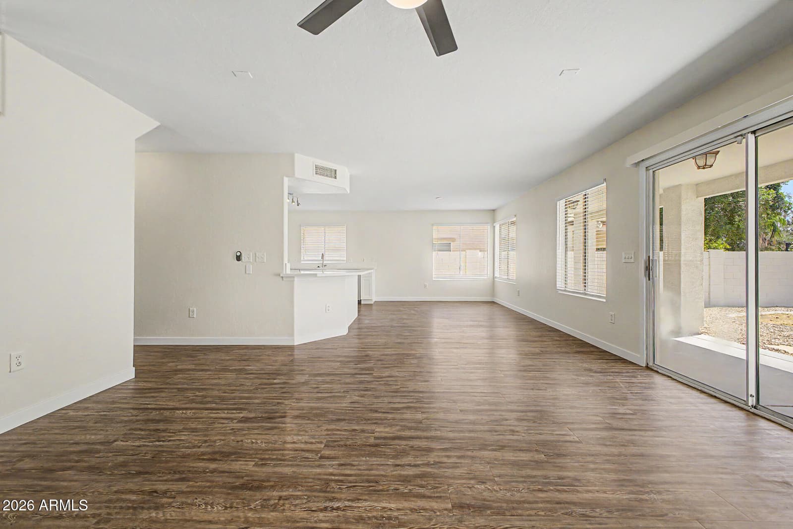 6046 N FLORENCE Avenue, Litchfield Park, AZ 85340 — photo 13 of 49