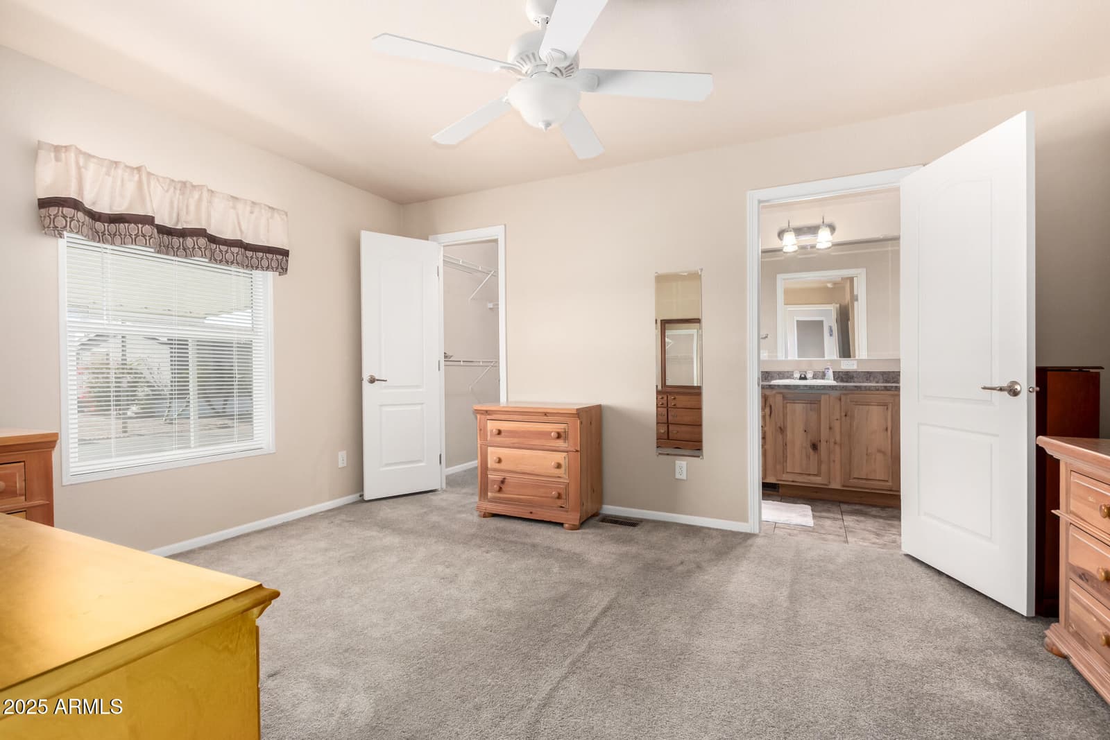 2650 W UNION HILLS Drive 231, Phoenix, AZ 85027 — photo 11 of 42