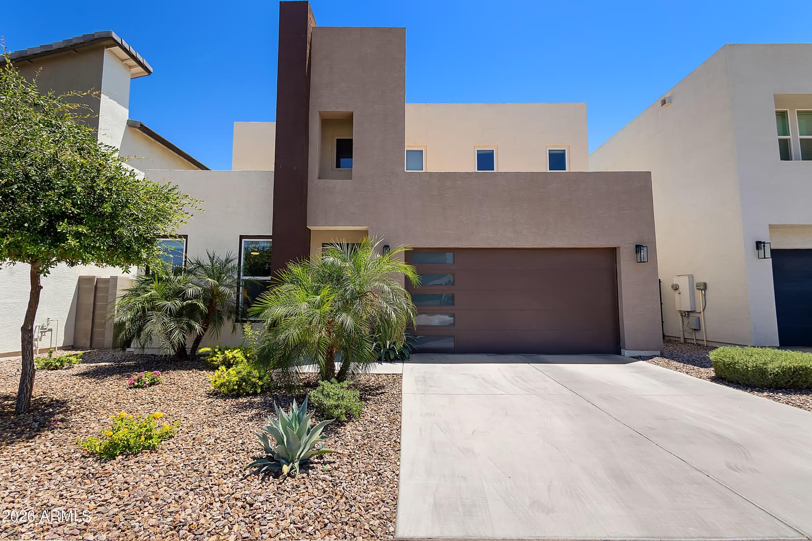 2319 W DARROW Street, Phoenix, AZ 85041 — photo 1 of 38