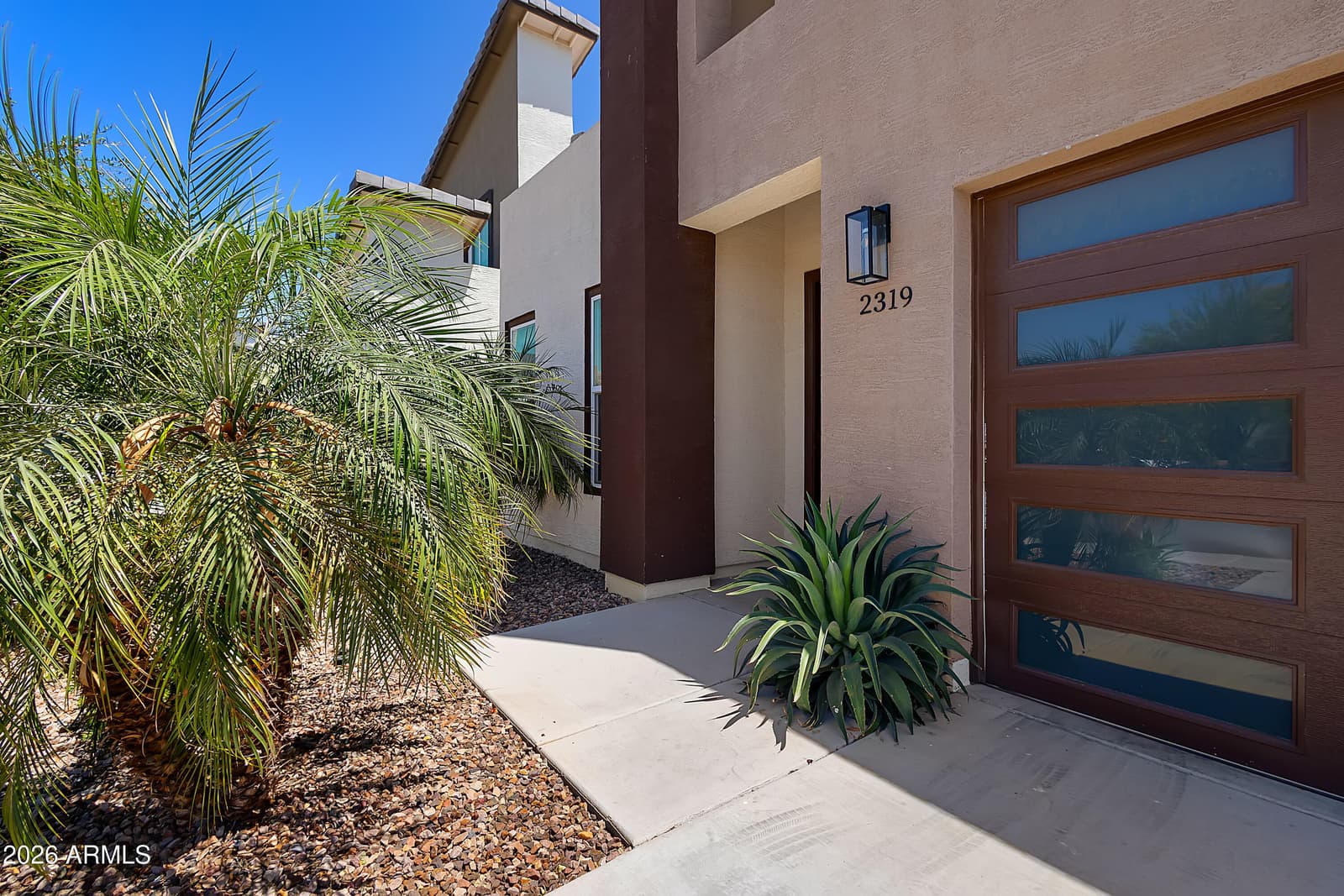 2319 W DARROW Street, Phoenix, AZ 85041 — photo 4 of 38