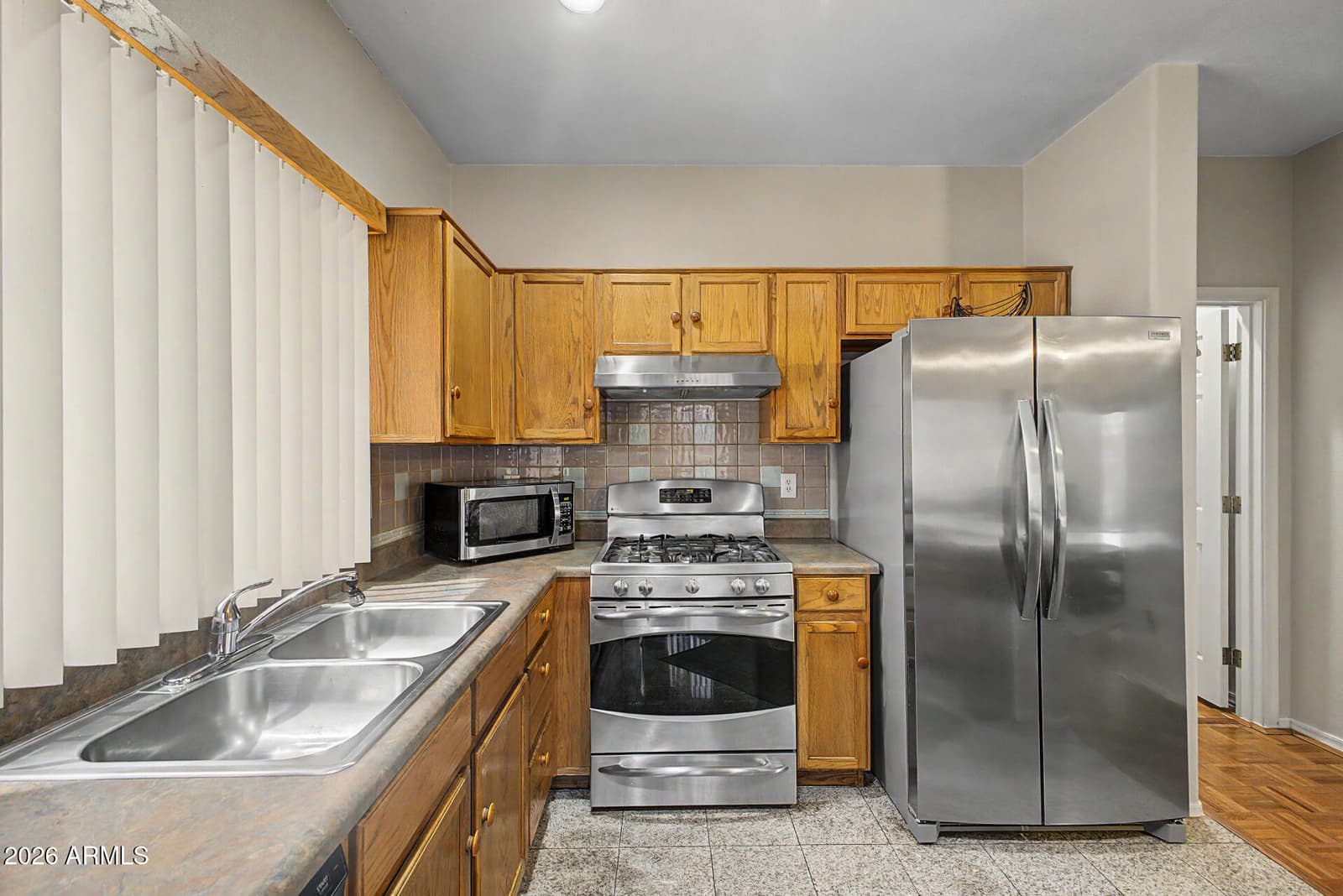 2859 E CATHY Drive, Gilbert, AZ 85296 — photo 16 of 36