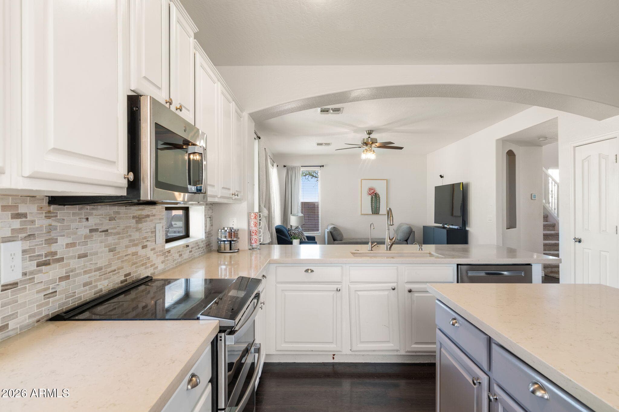 82 W RAVEN Drive, Chandler, AZ 85286 — photo 17 of 54