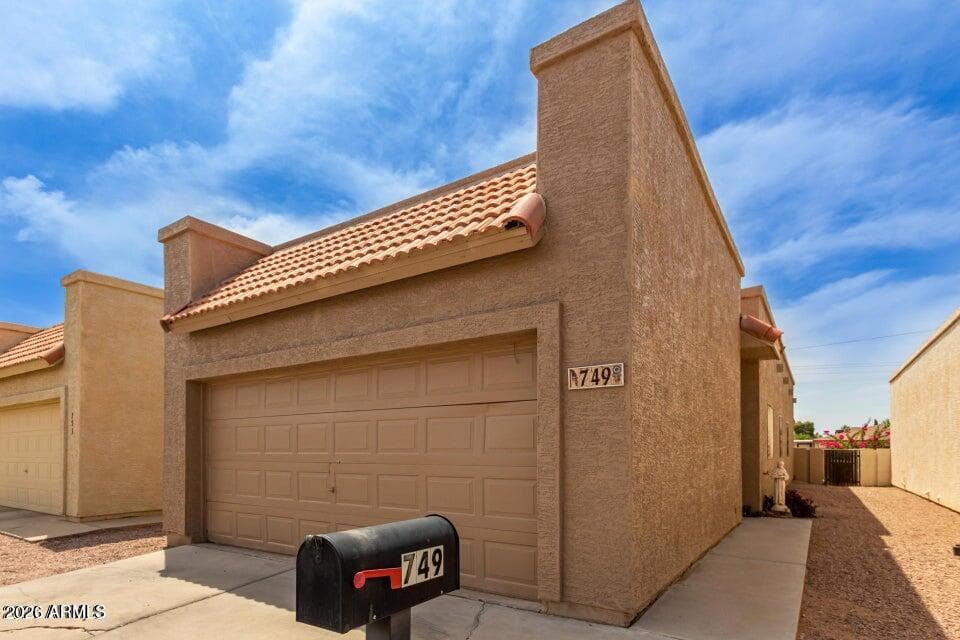 749 E PEPPER Drive, Casa Grande, AZ 85122 — photo 2 of 20