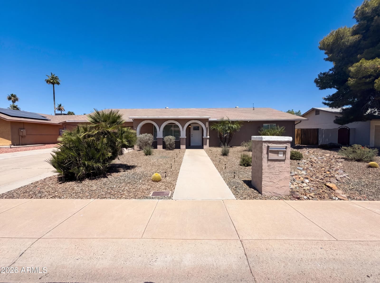 3028 E MARILYN Road, Phoenix, AZ 85032 — photo 1 of 22