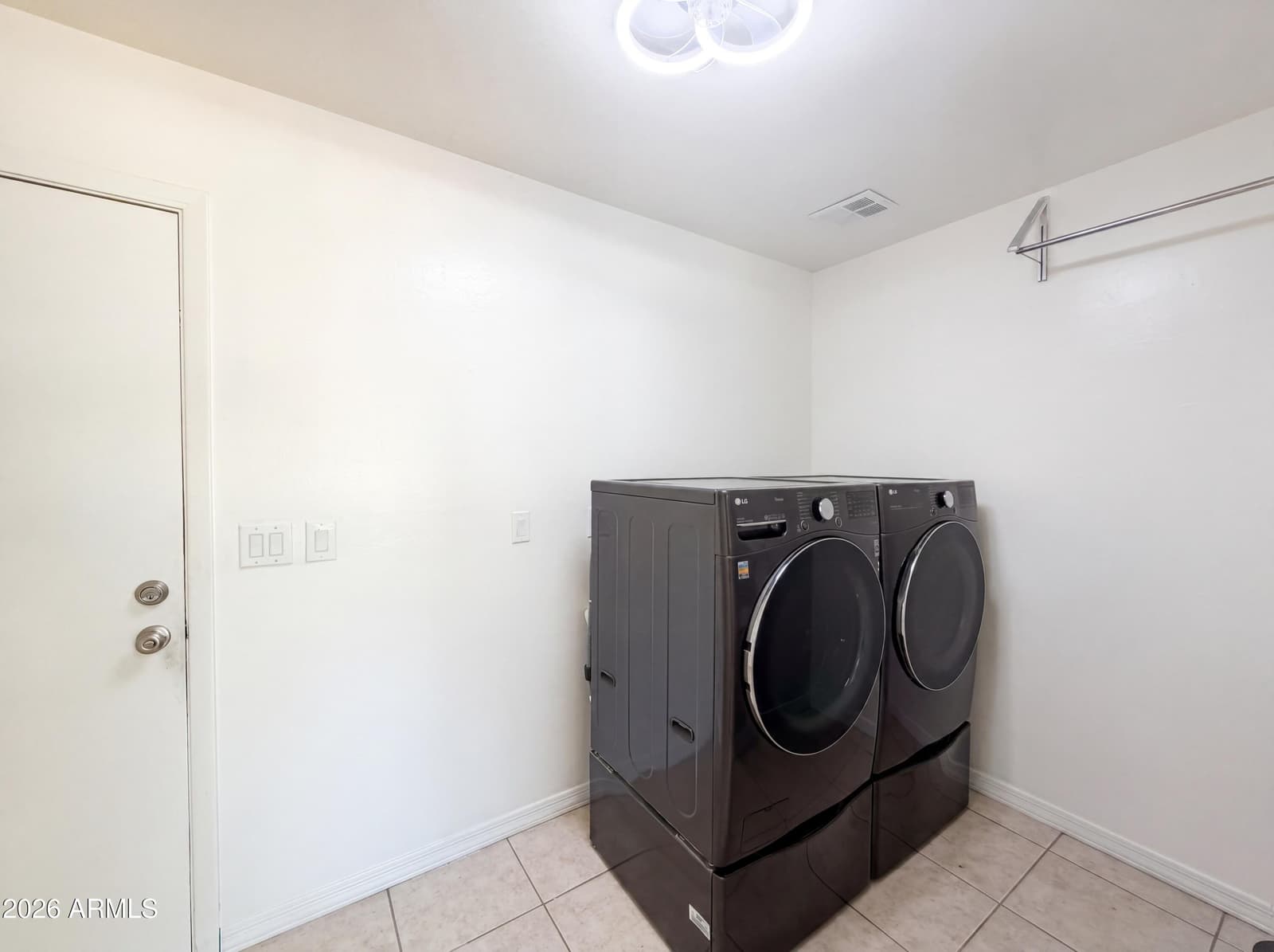 3028 E MARILYN Road, Phoenix, AZ 85032 — photo 16 of 22