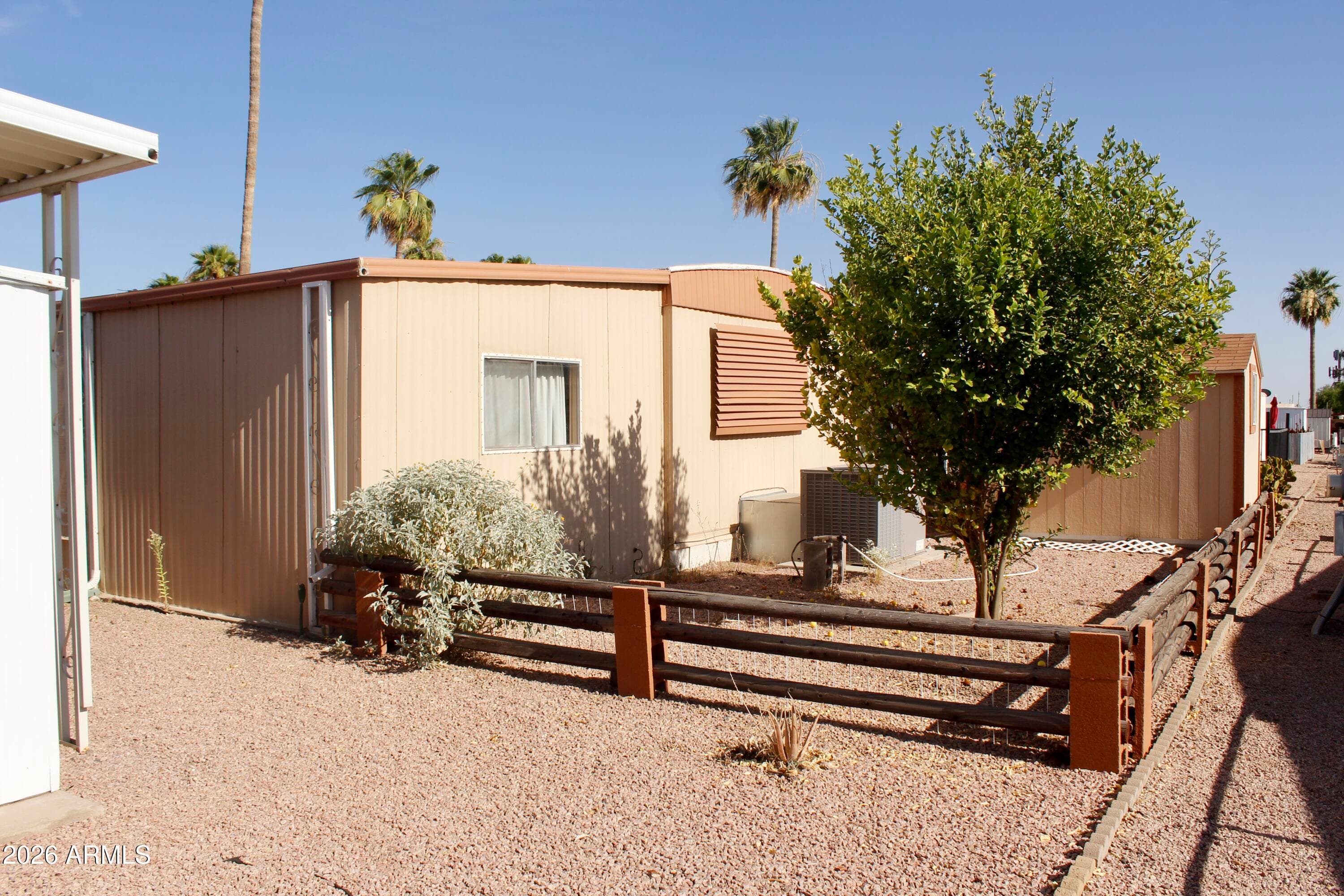 2605 S TOMAHAWK Road 112, Apache Junction, AZ 85119 — photo 26 of 29